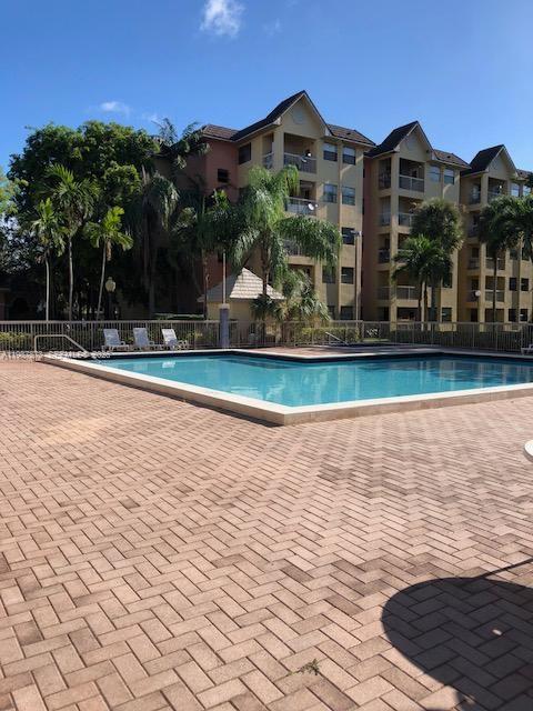 Las Vistas At Doral Condo