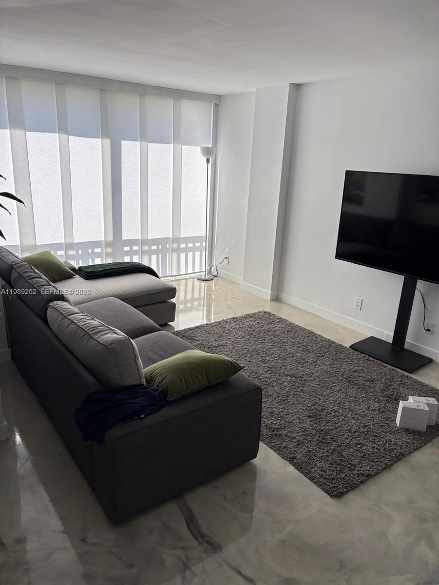 Plaza Of Americas Condo P