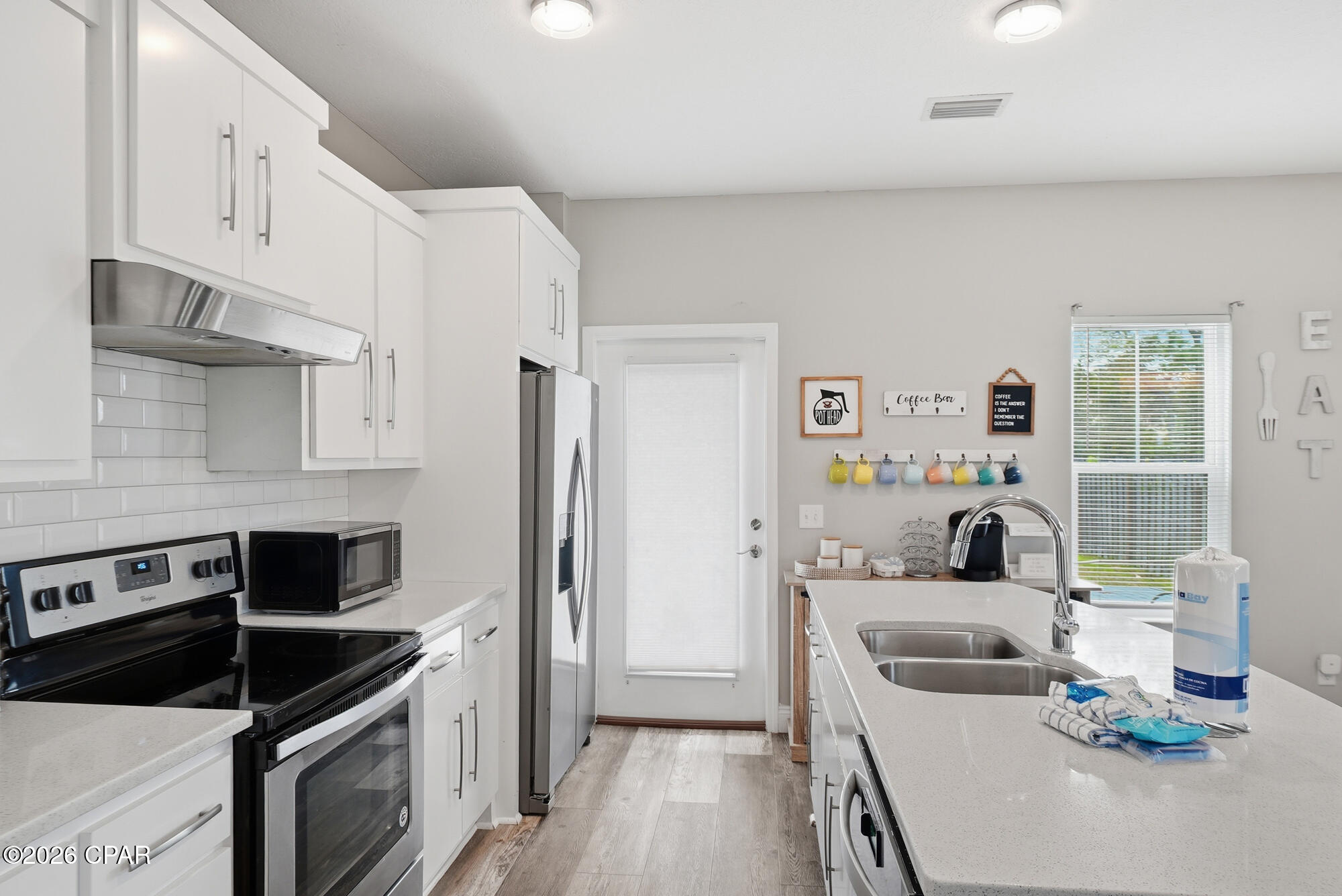 5701 Hilltop Avenue, Panama City Beach, FL 32408 thumbnail, photo 12 of 39