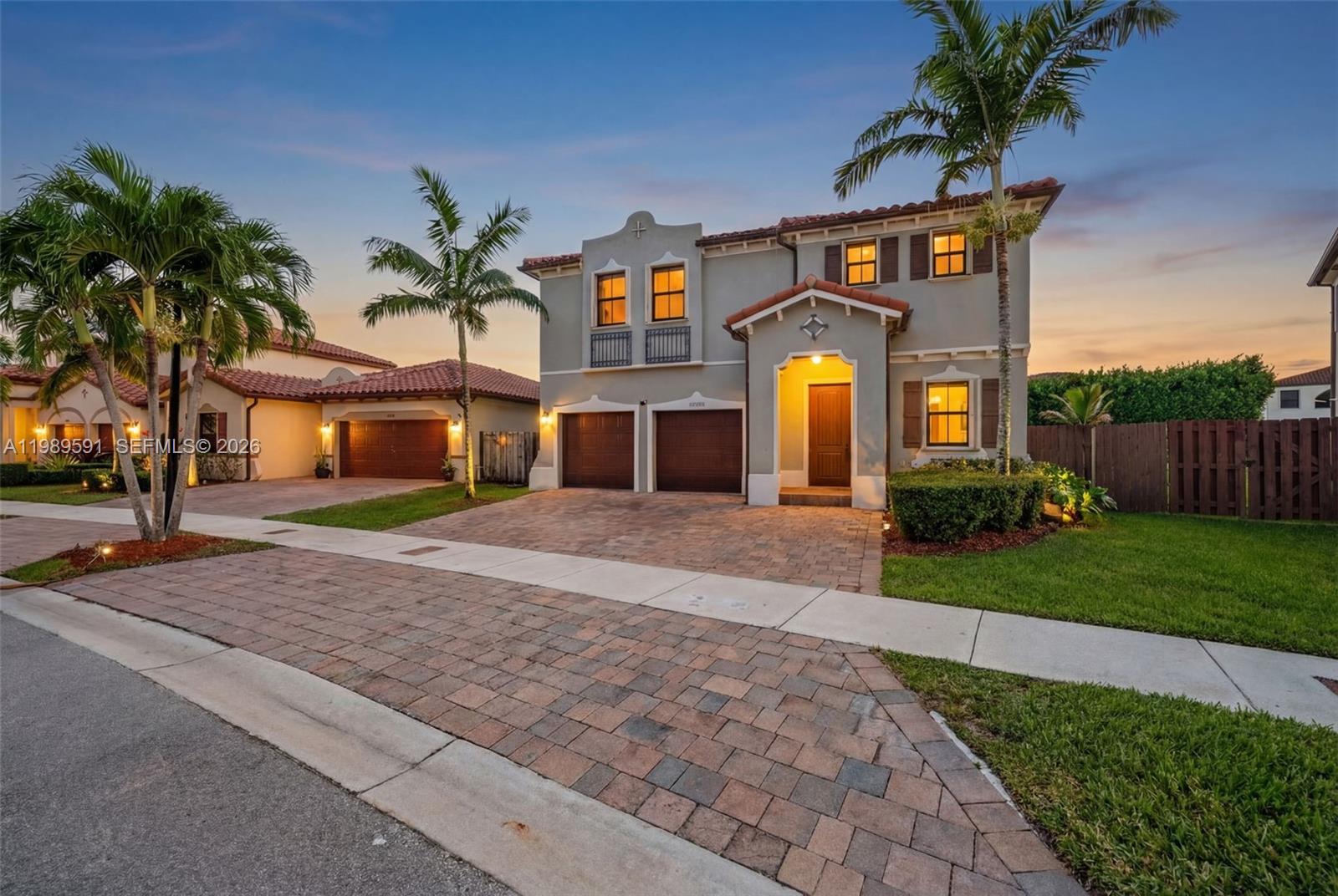 Venetian Parc West