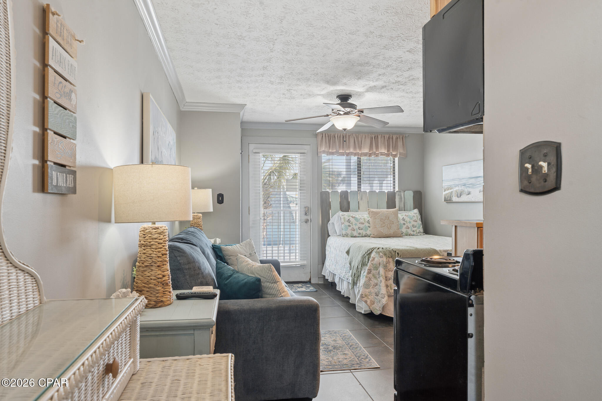 Image 7 For 8001 Surf Drive B7