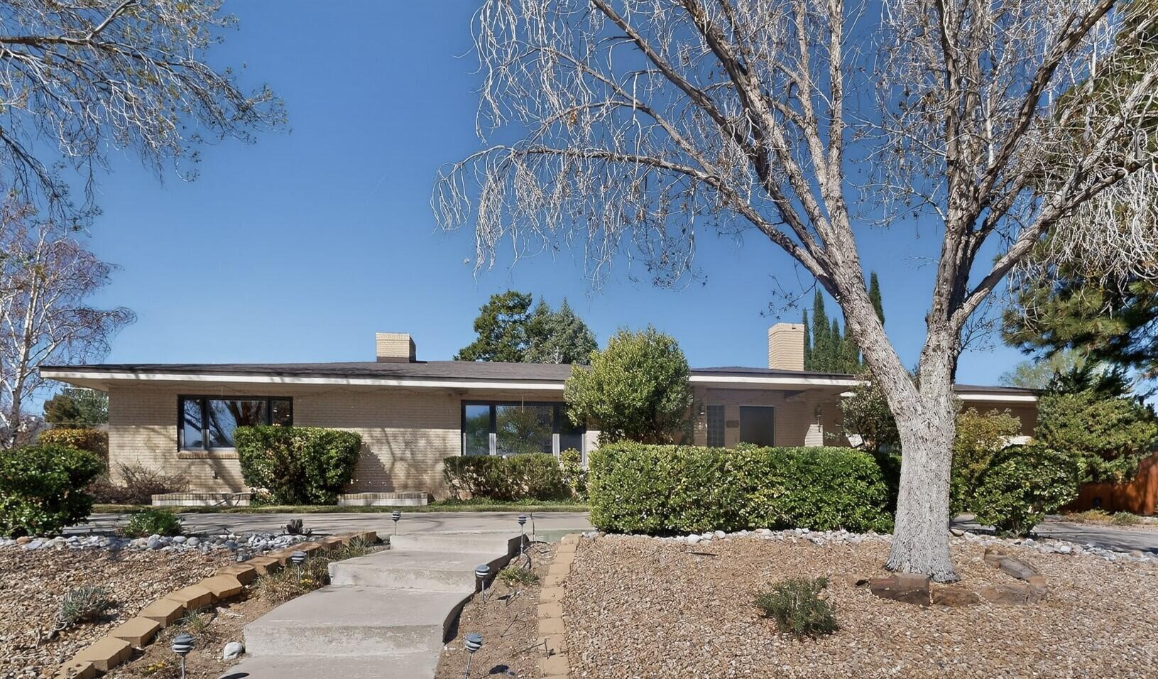 525 Sierra Drive SE, Albuquerque
