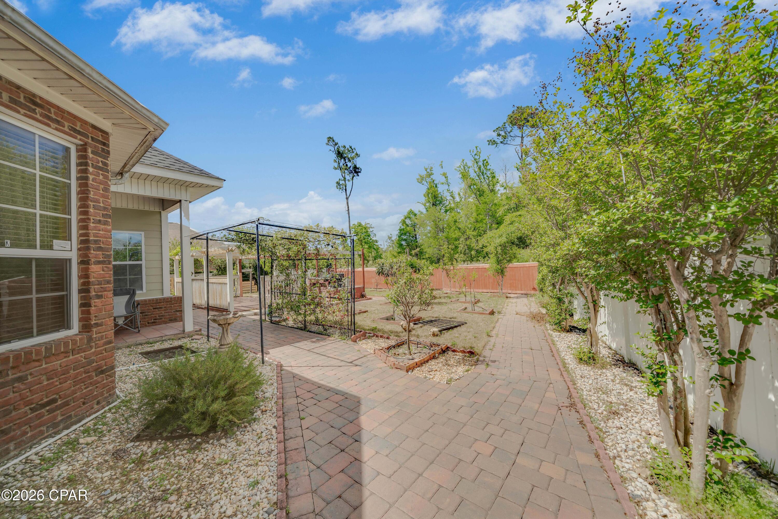 Image 18 For 303 Wood Trail