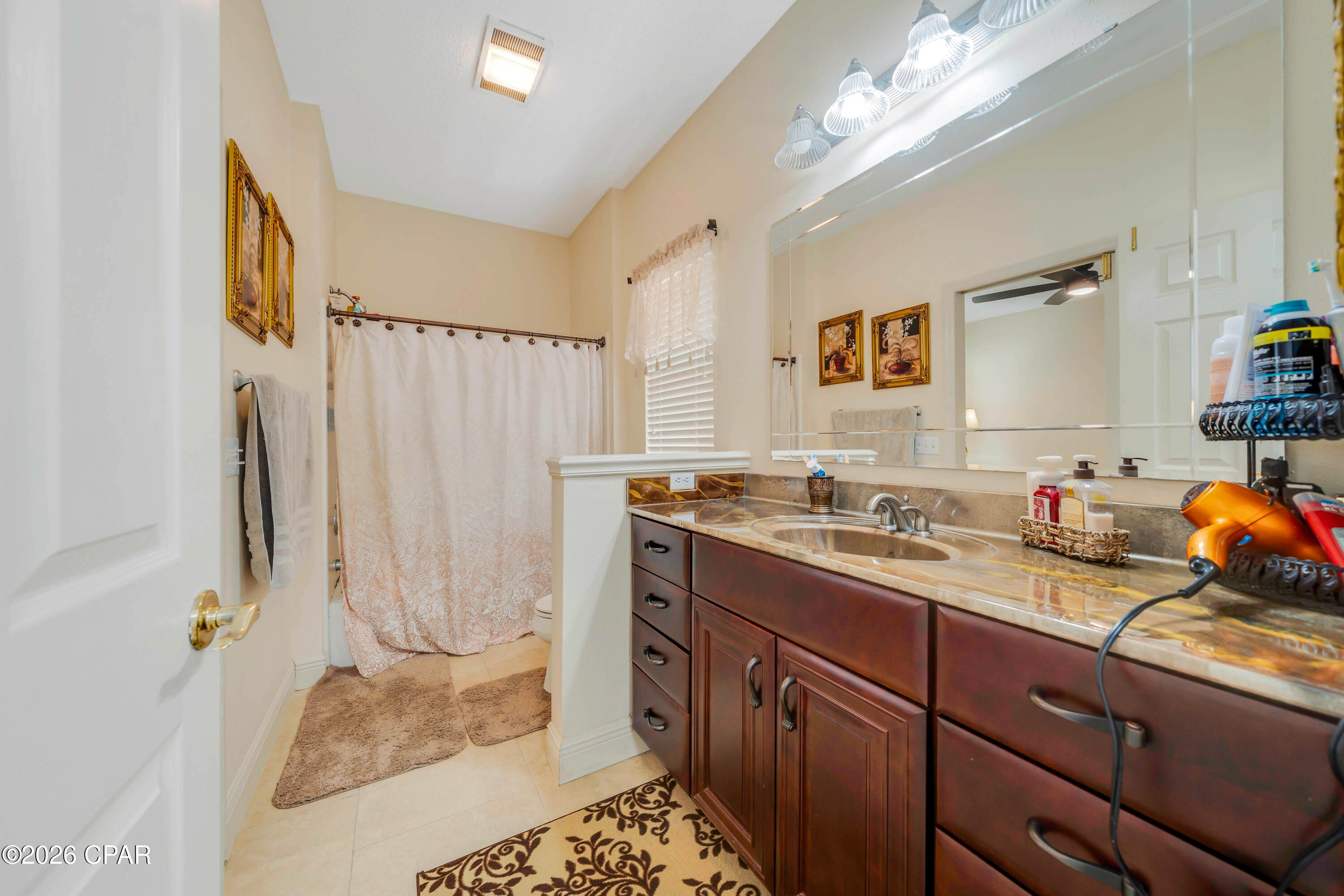 Image 44 For 303 Wood Trail