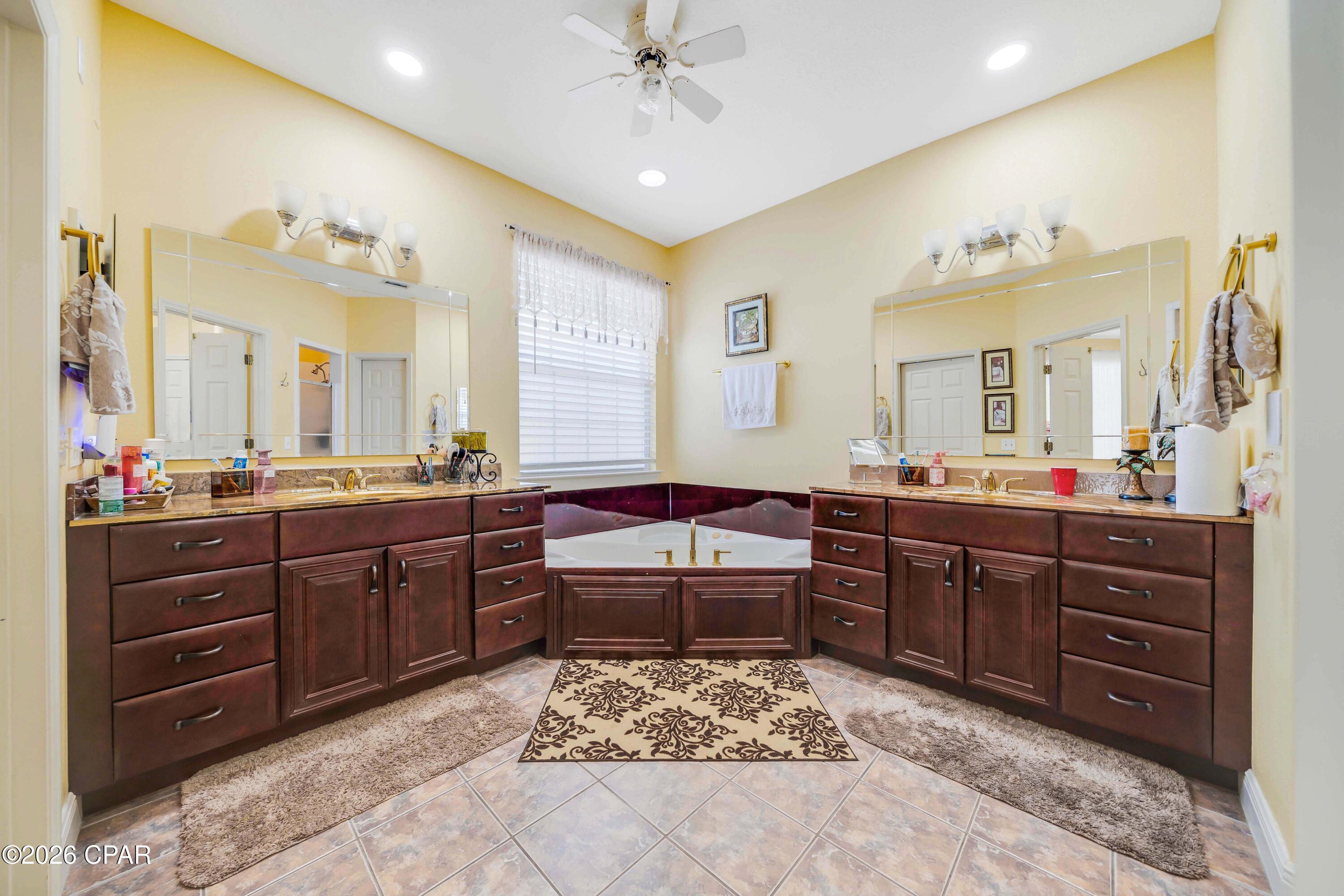 Image 51 For 303 Wood Trail