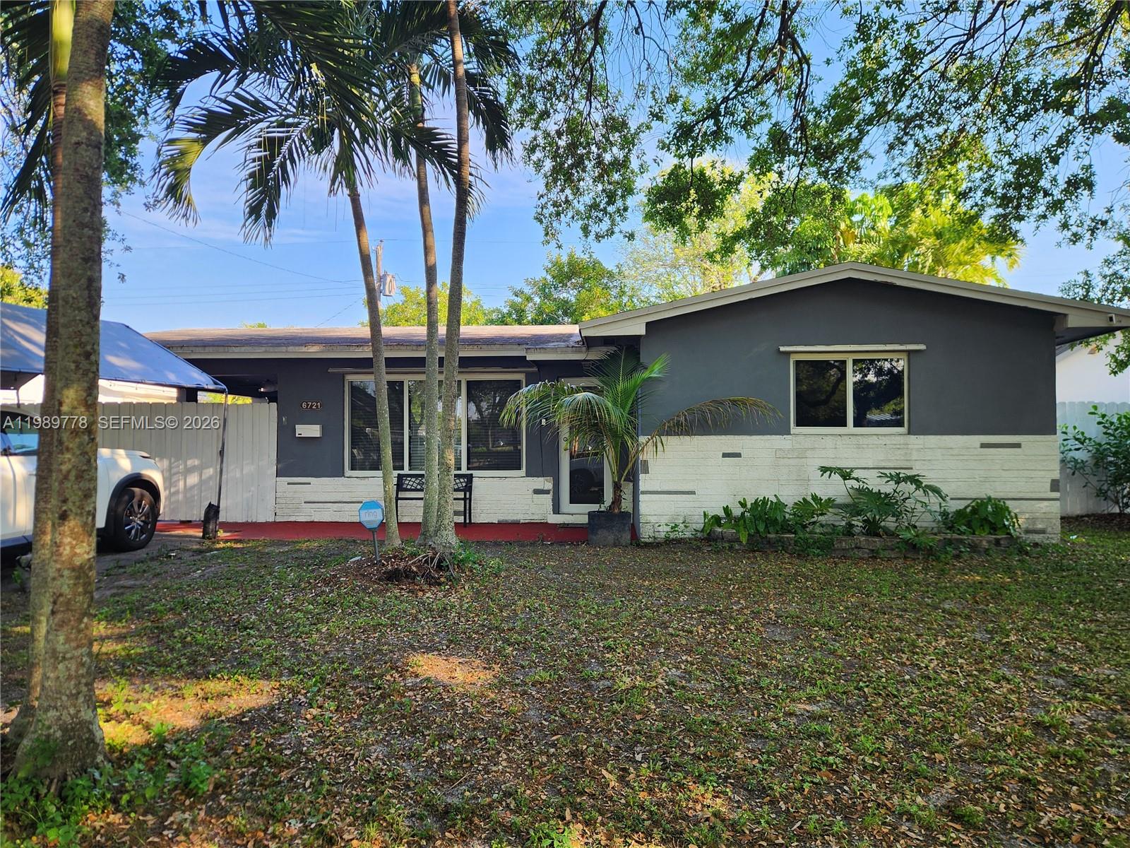 Homes for sale in Hollywood, FL | 6721 Garfield St, Hollywood, FL 33024 | MLS# A11989778