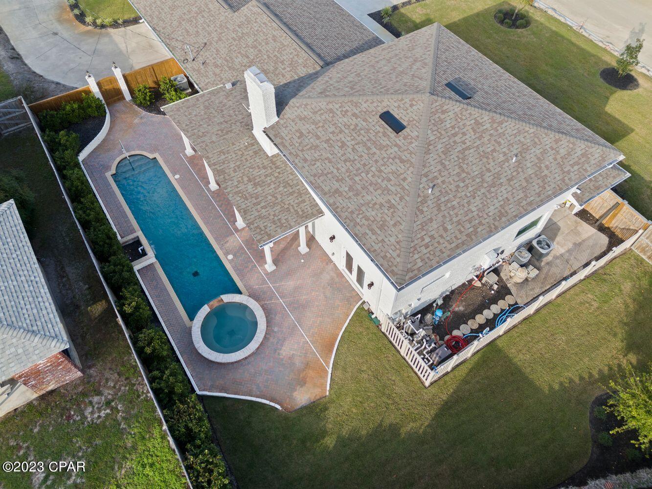 Image 5 For 200 Hollis Avenue