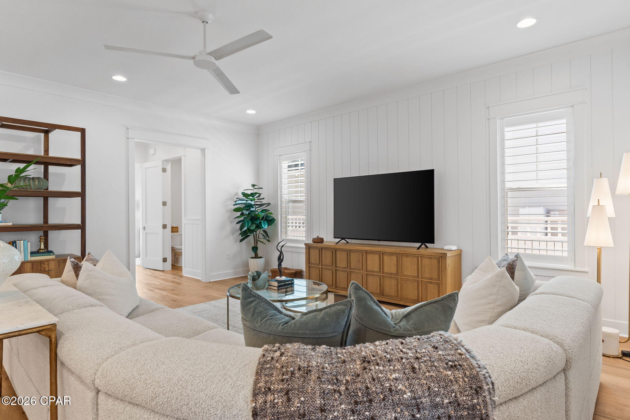 Image 10 For 204 E Firethorn Circle