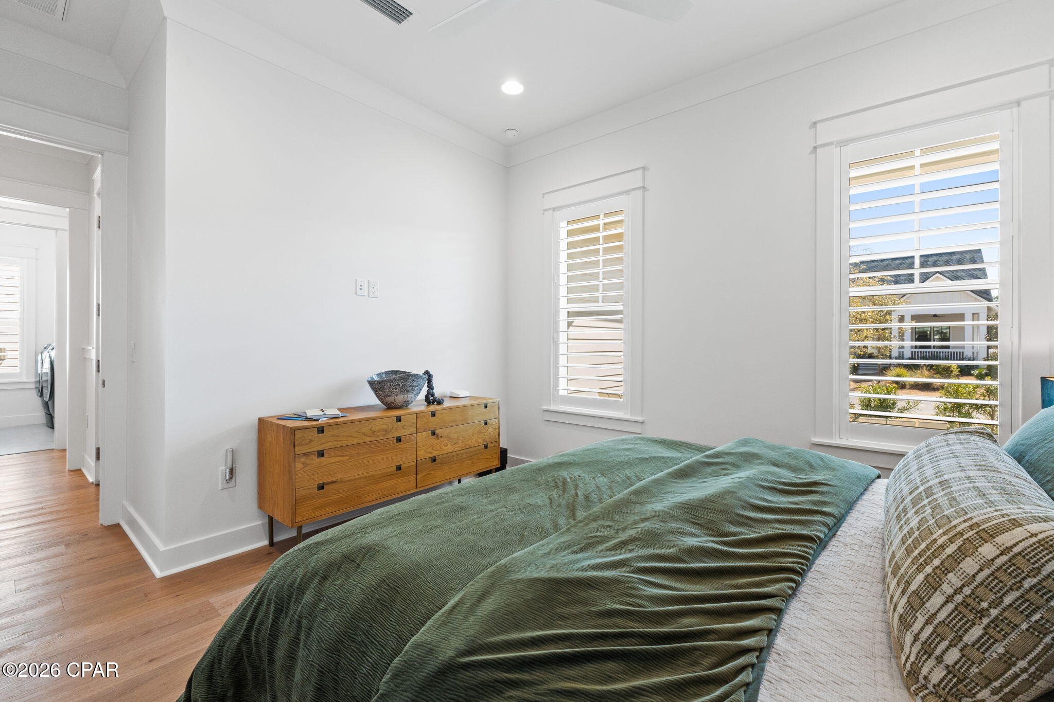 Image 49 For 204 E Firethorn Circle