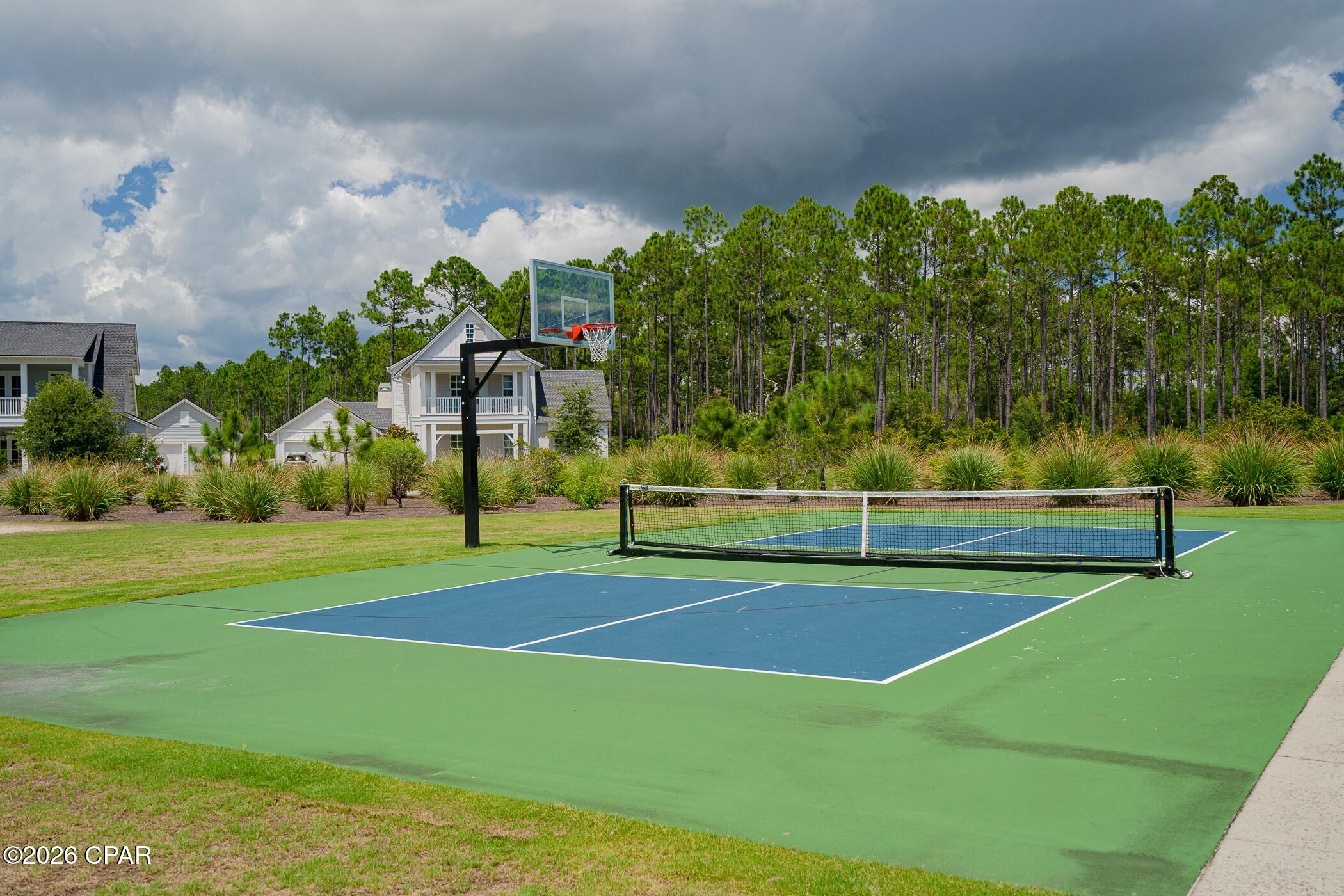 Image 60 For 204 E Firethorn Circle