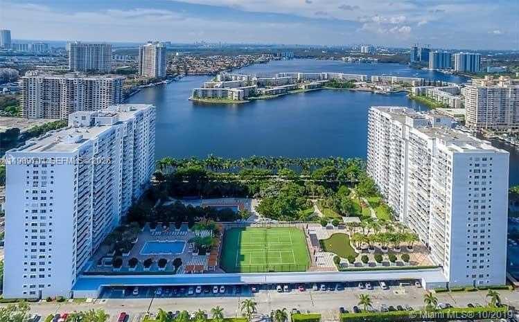 Admirals Port Condo West