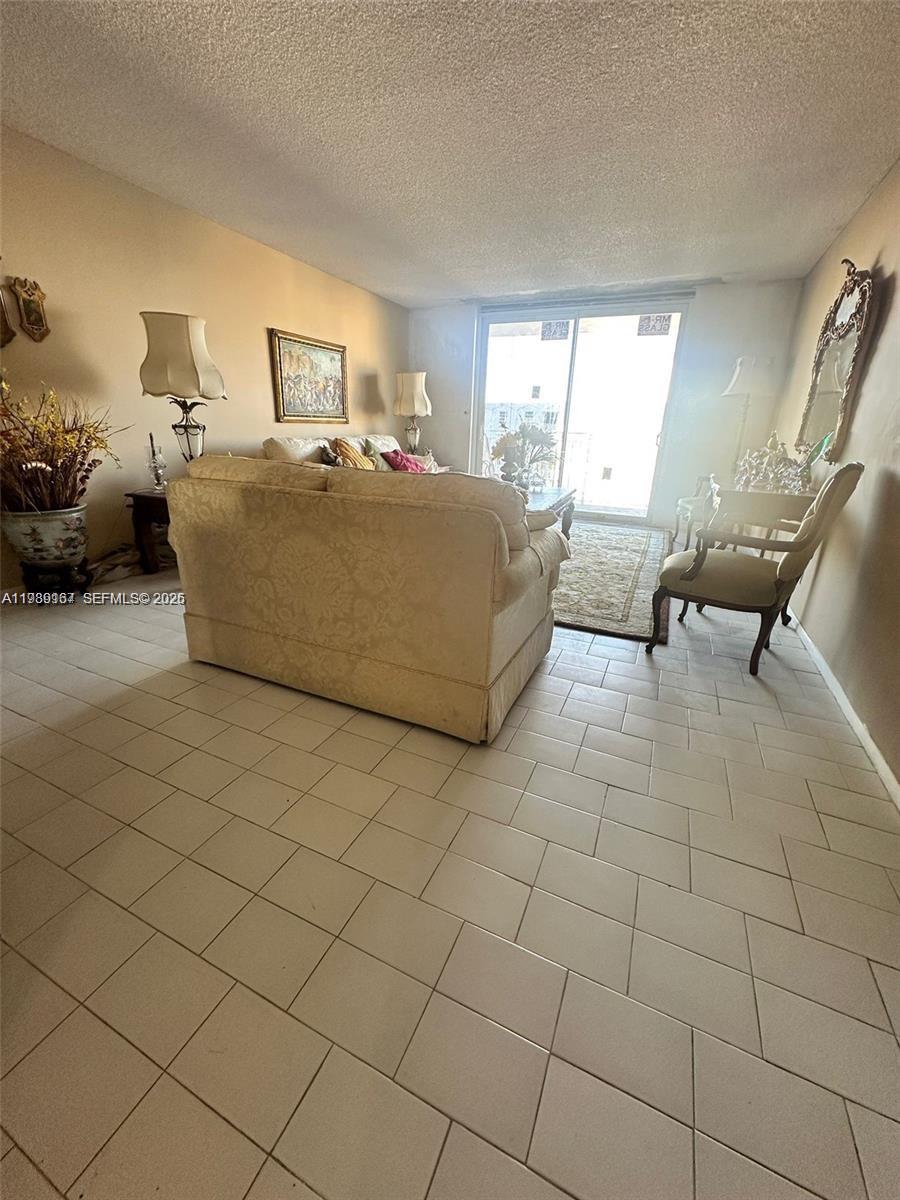 Homes for sale in Hallandale Beach, FL | 427 Golden Isles Dr #7E, Hallandale Beach, FL 33009 | MLS# A11989167