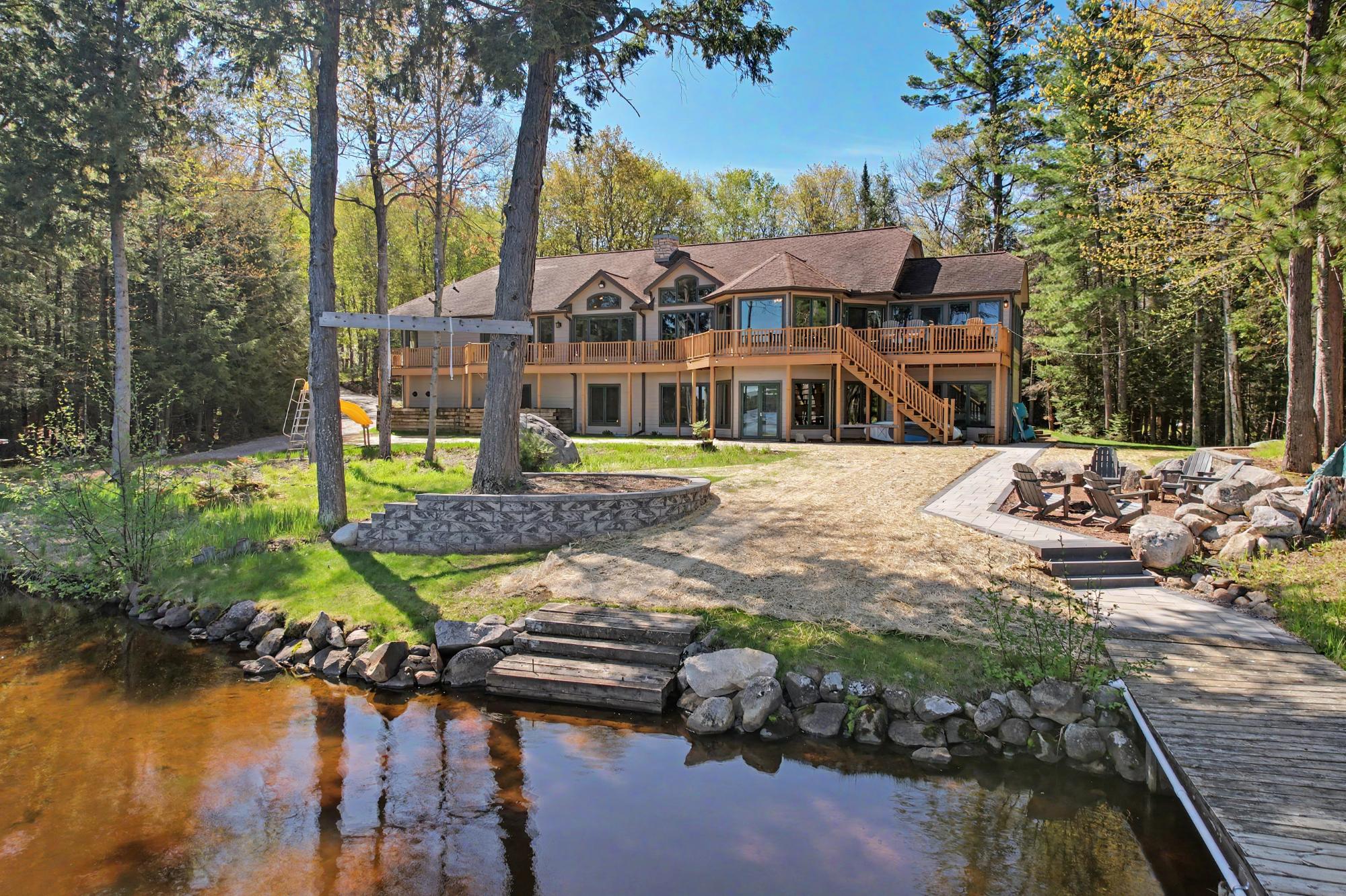 Virgin Lake house picture