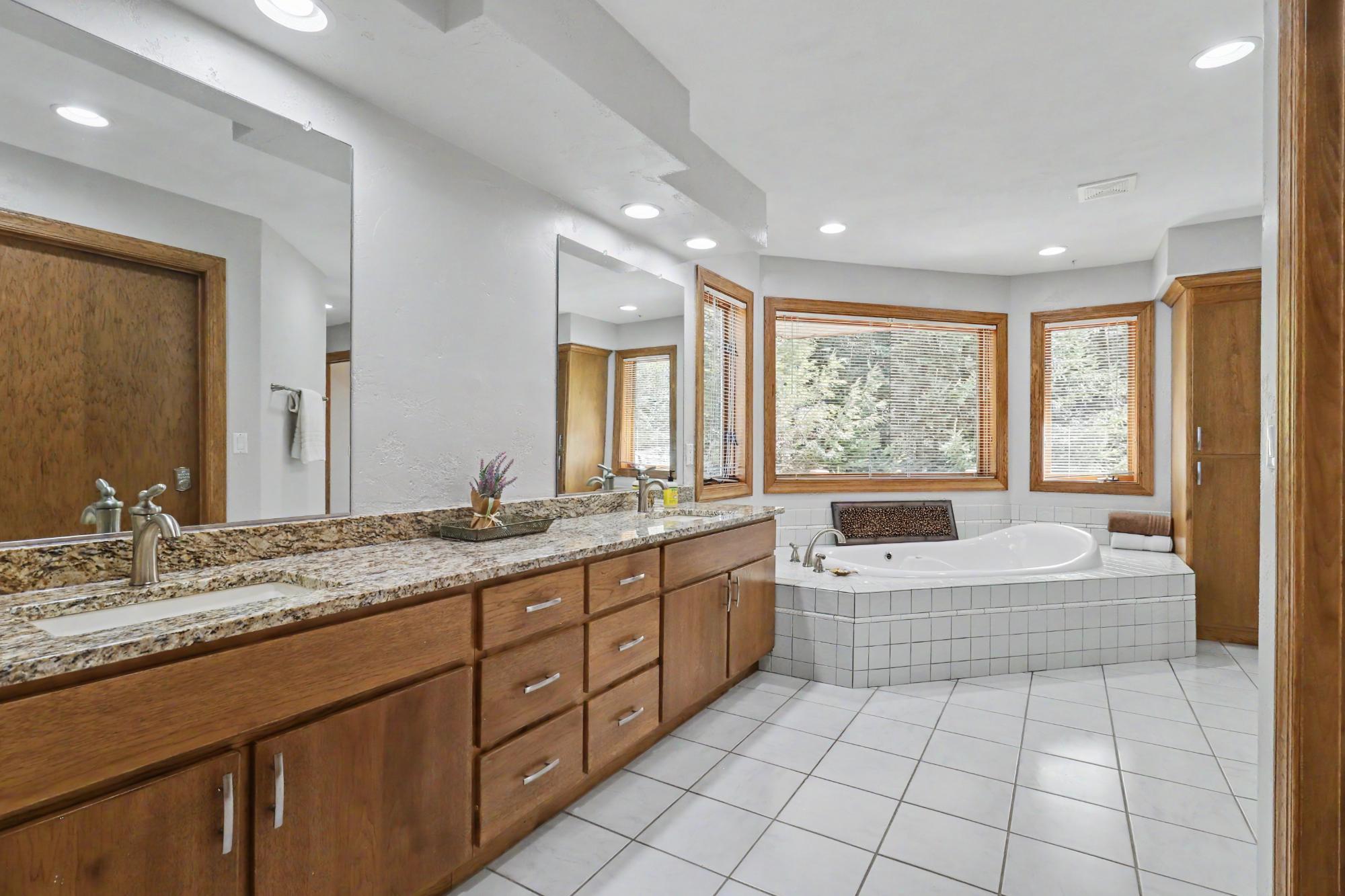 Virgin Lake Property 6621 Eaglesham Rd Photo 10