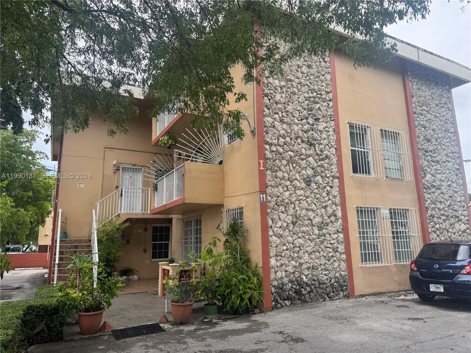 Auburndale Condo