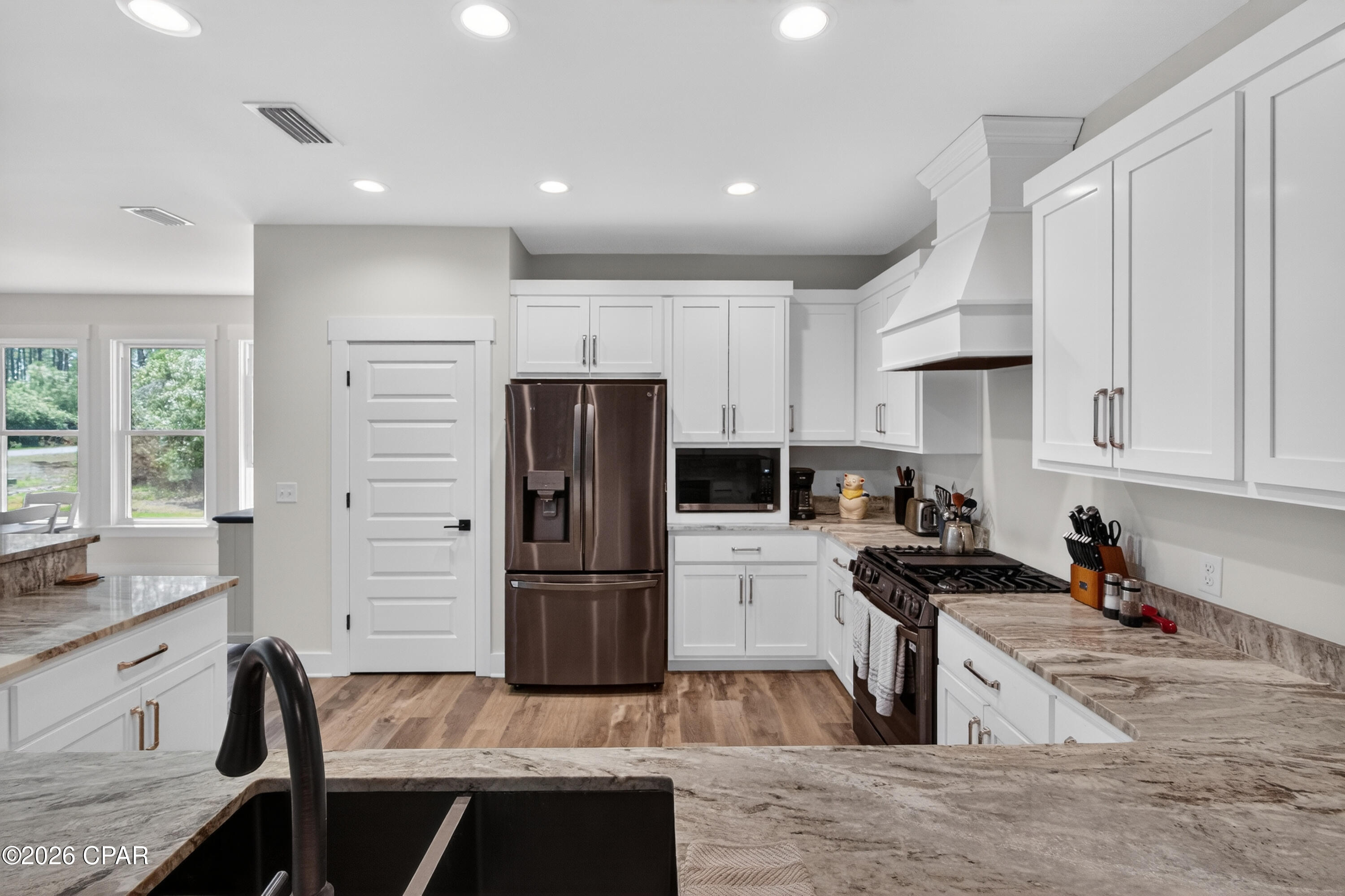 Image 6 For 6608 Button Buck Trail