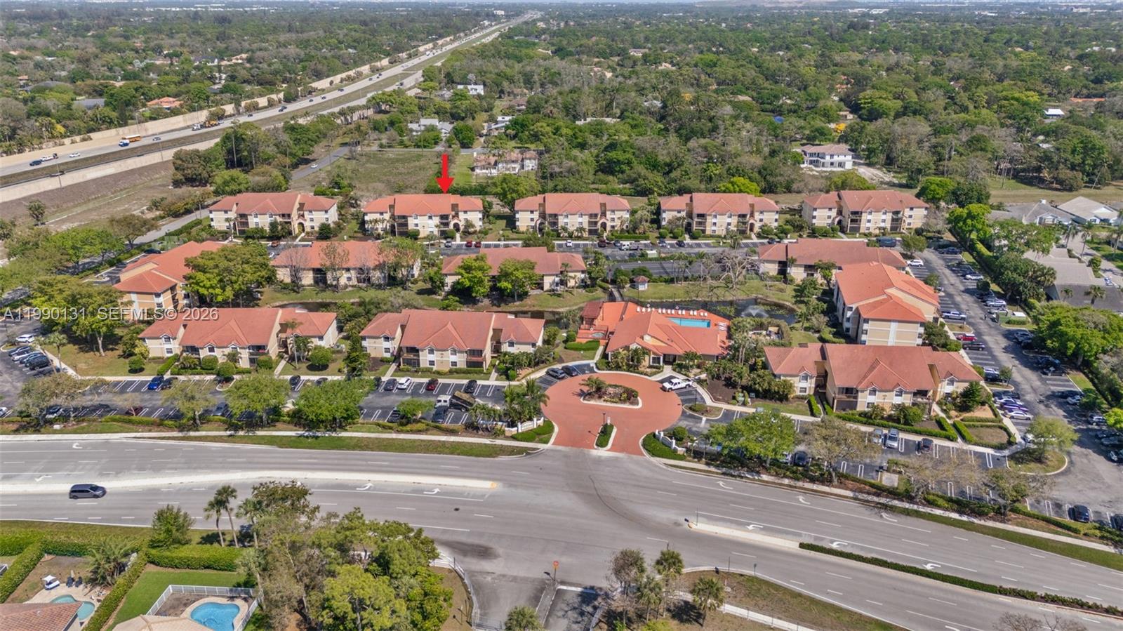 Grand Oasis Condo