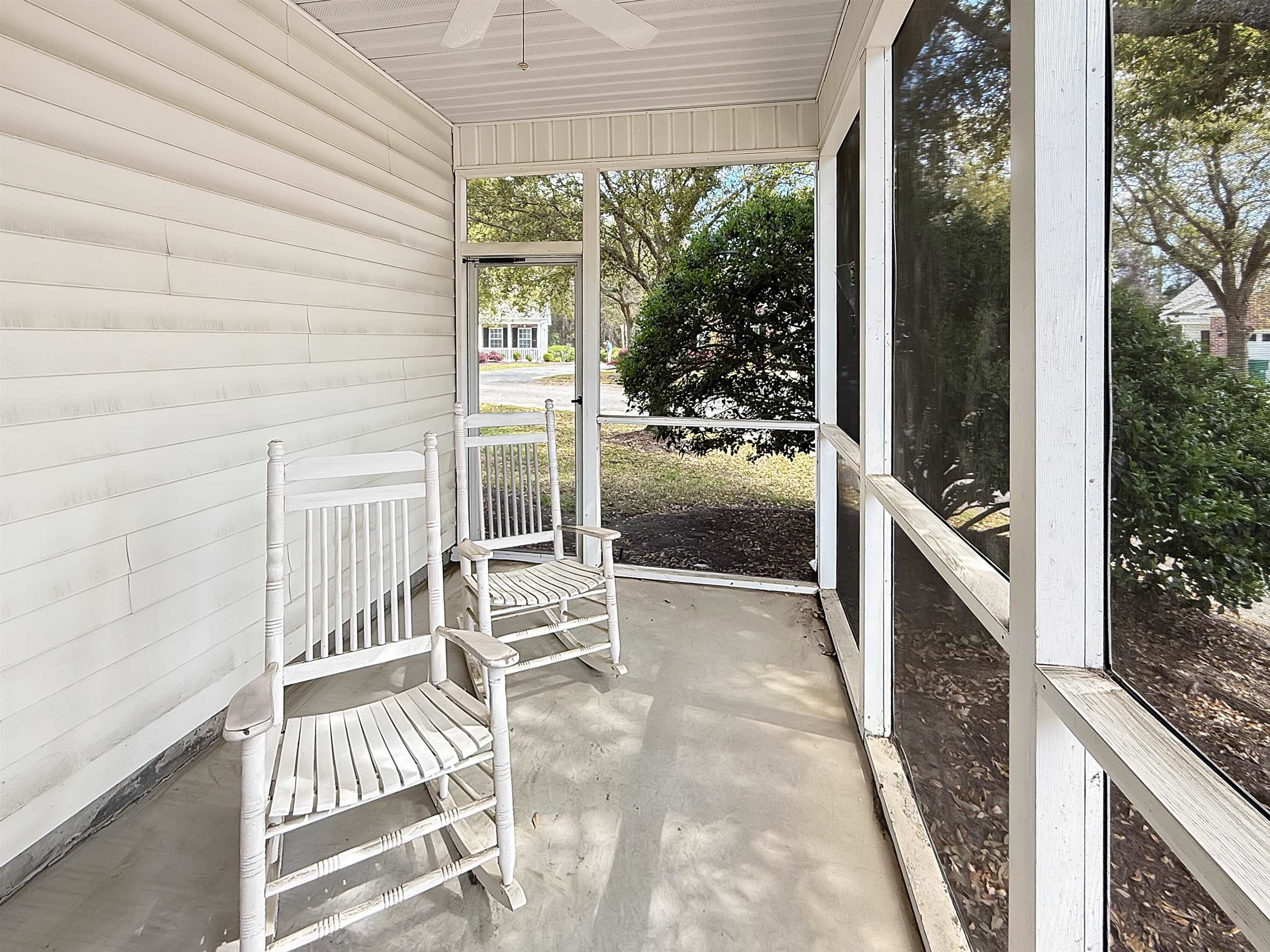 184-2 Red Rose Blvd. 