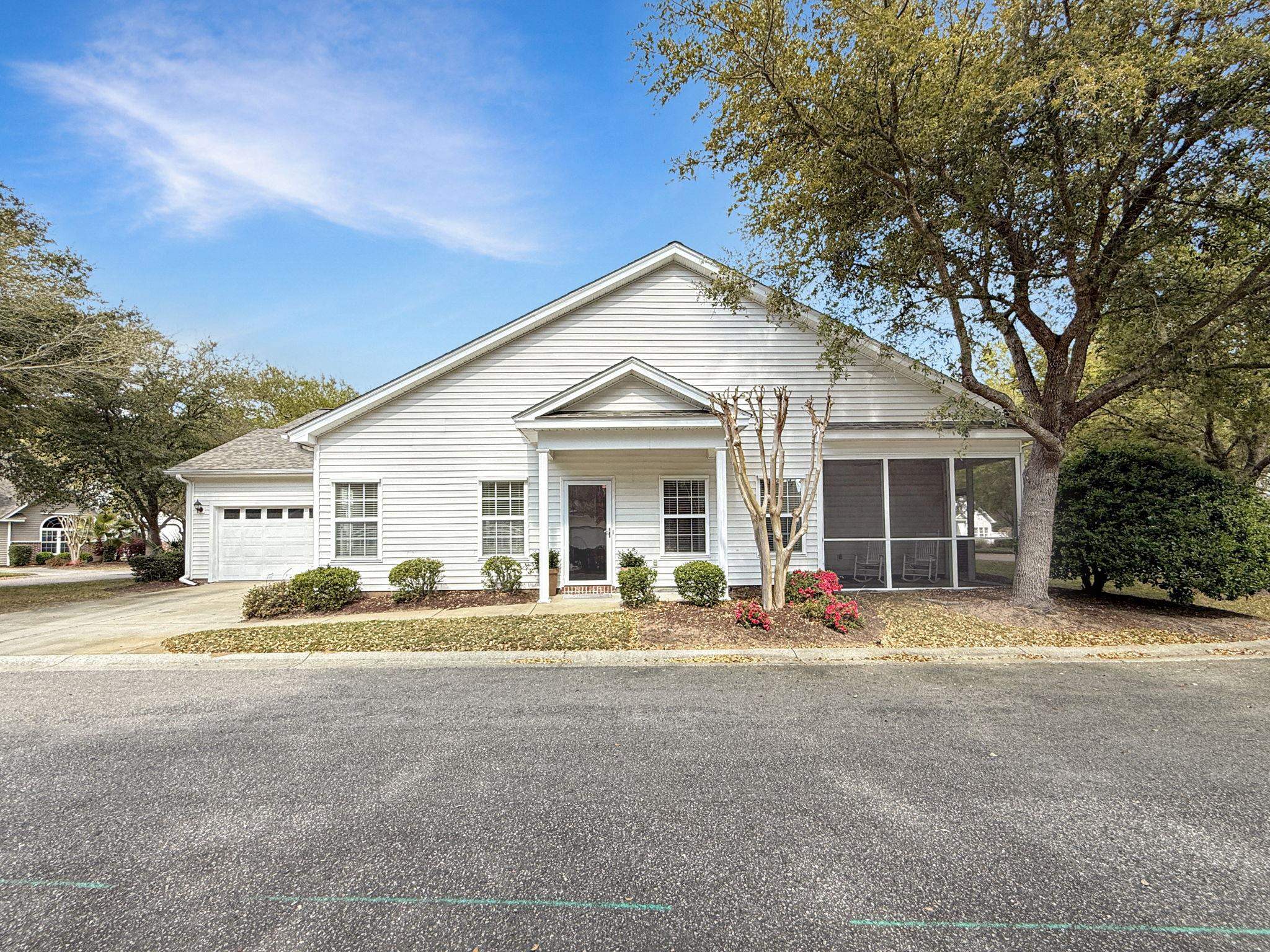 184-2 Red Rose Blvd. 