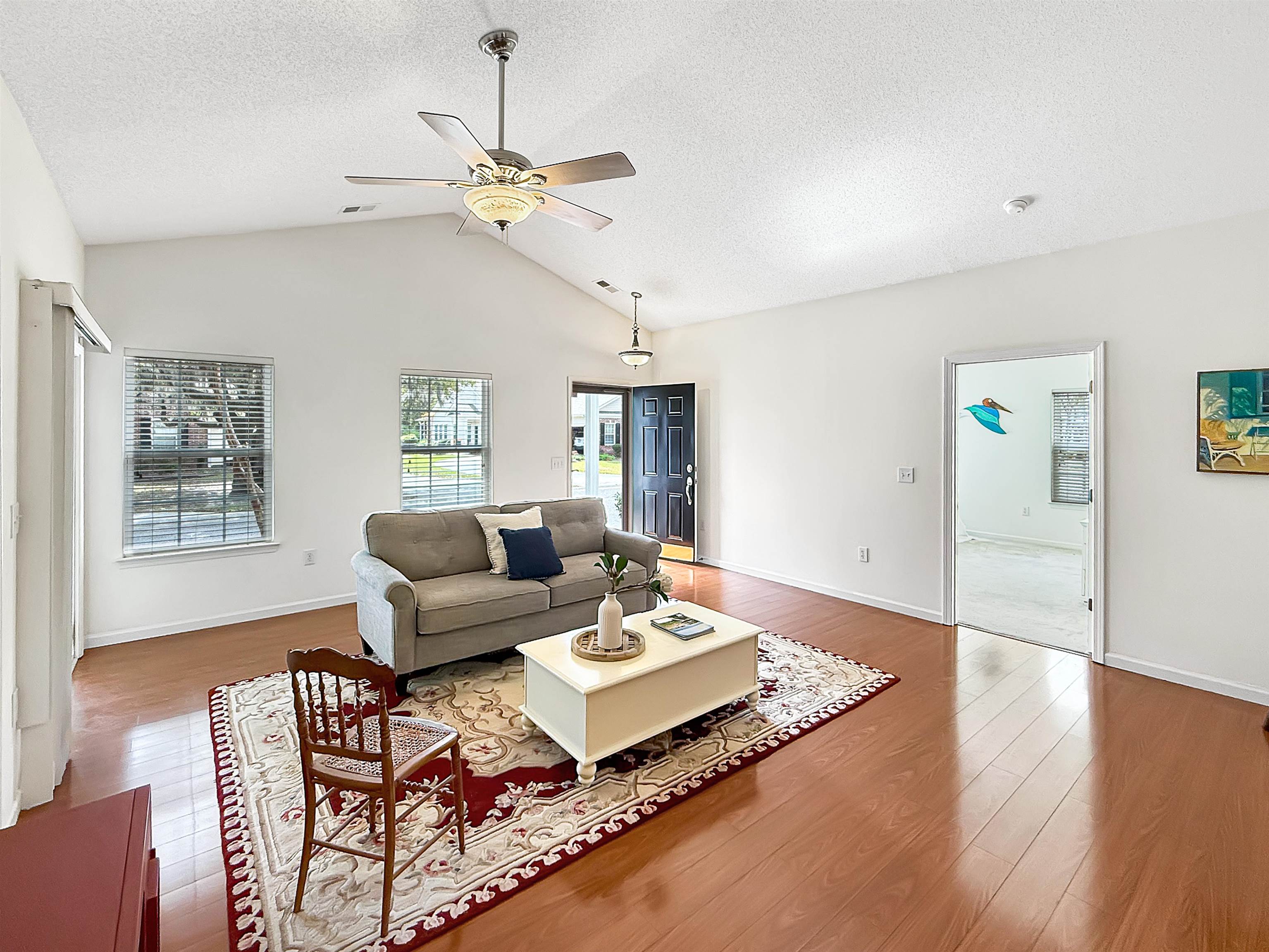 184-2 Red Rose Blvd. 