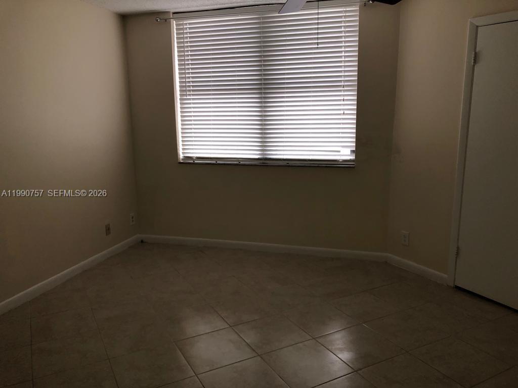 Open-concept living area at 215 Lake Pointe Dr - Condo in Oakland Park