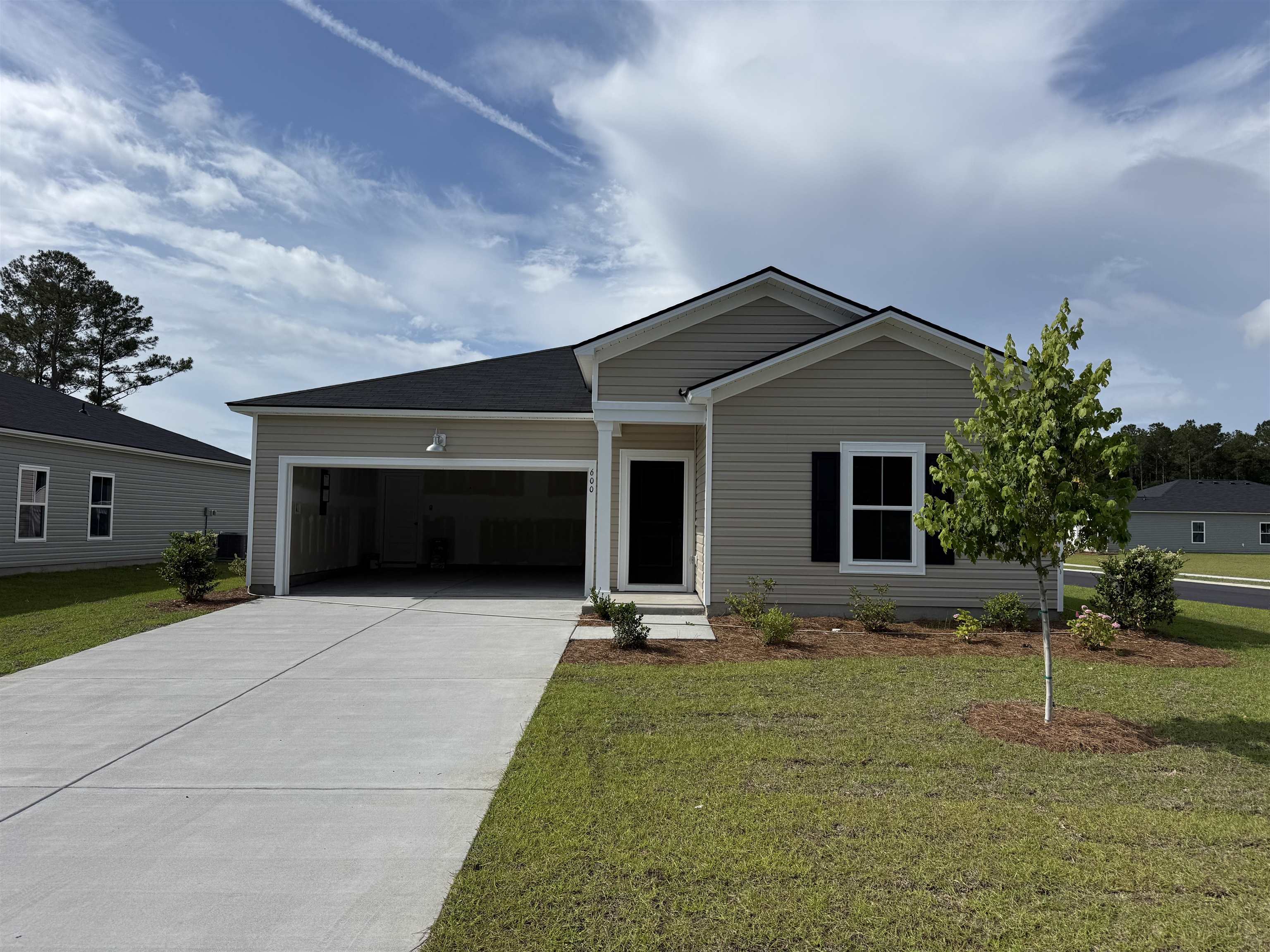 600 Runaway Train Dr Loris, SC 29569