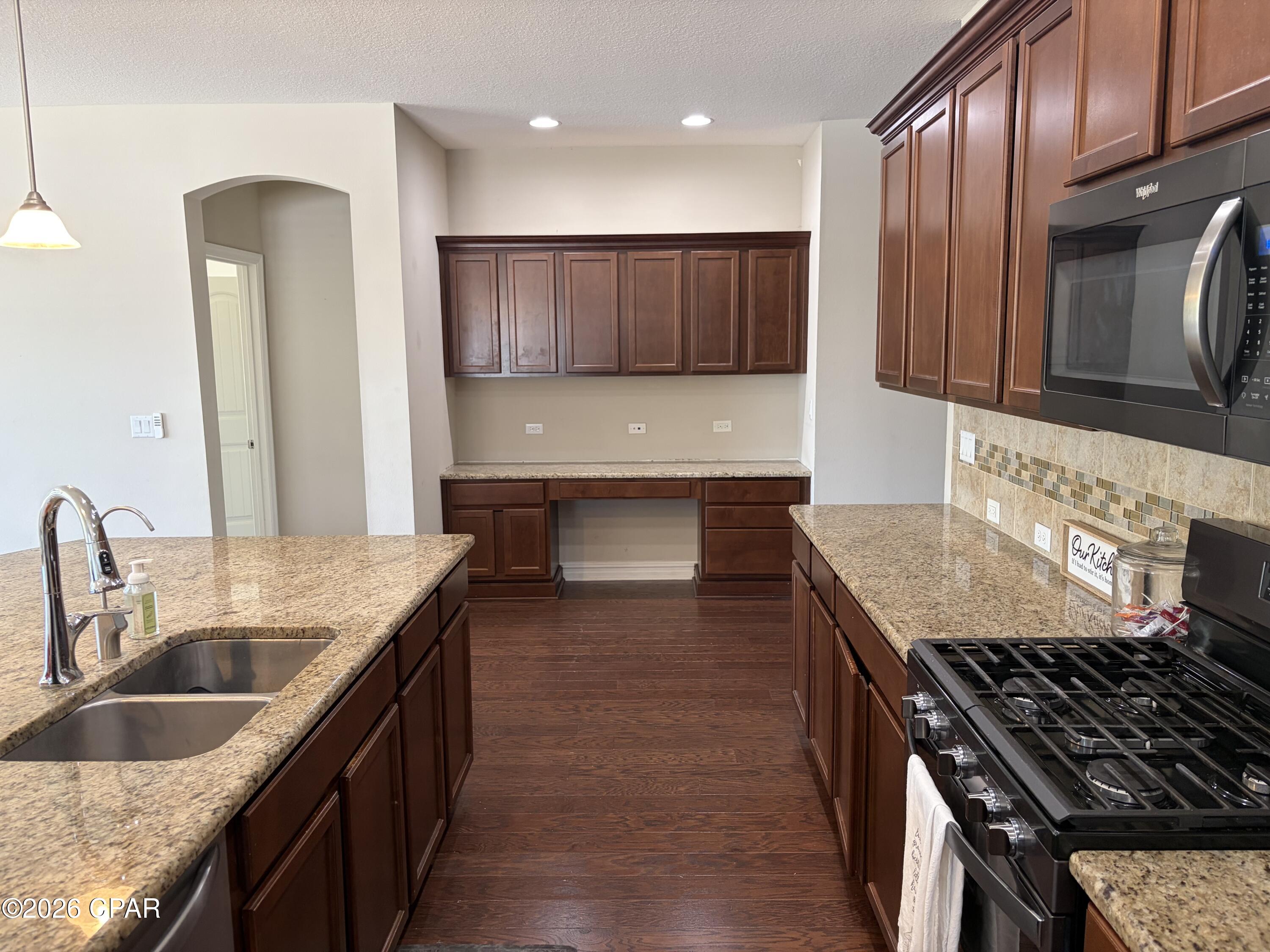 Image 11 For 216 Johnson Bayou Drive