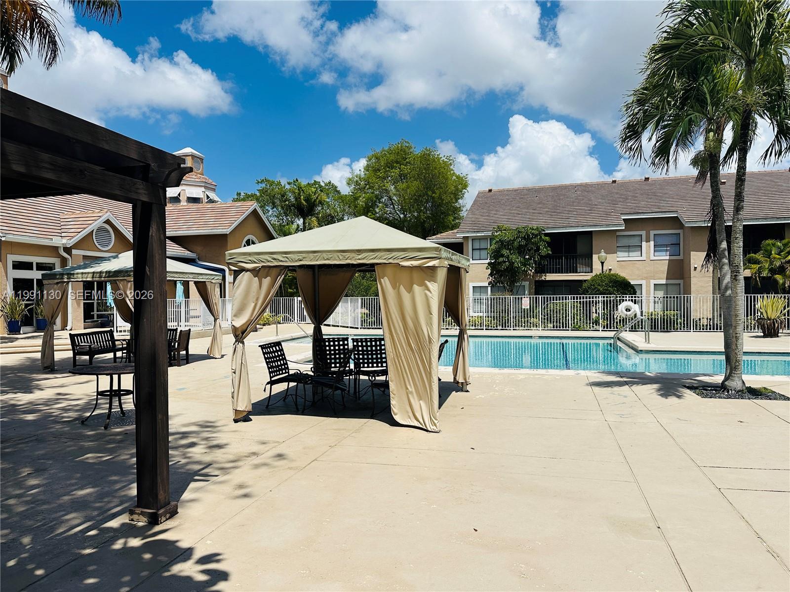 Vista Lago At The Hammock