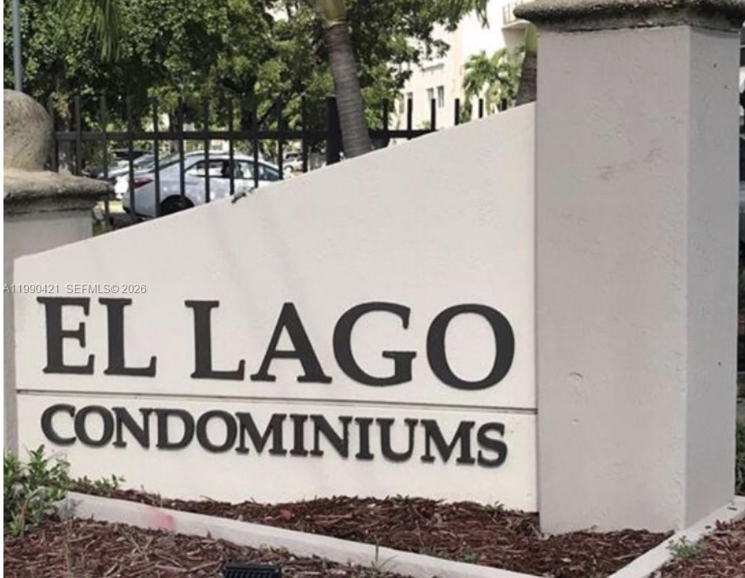 El Lago Condo