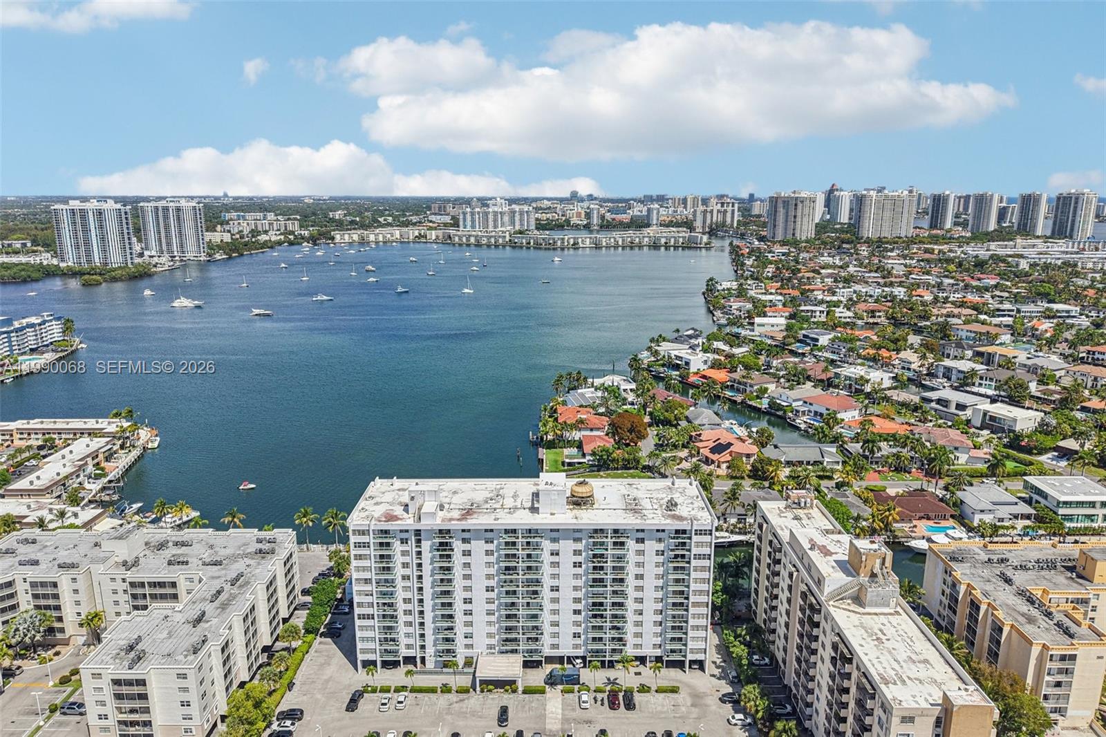 Stratford House Condo