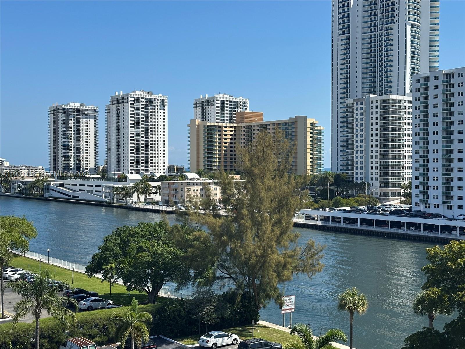 Towers Of Oceanview South