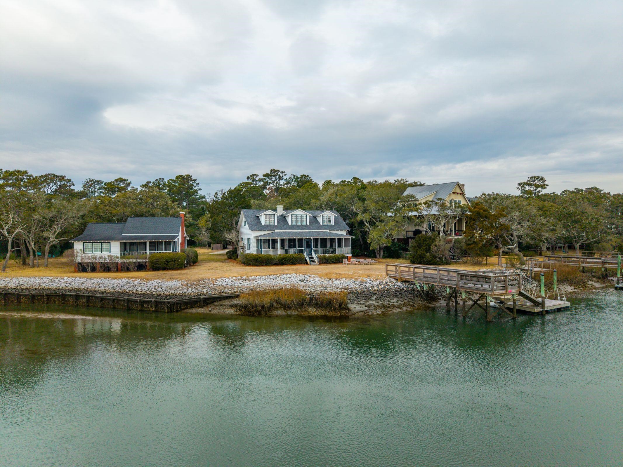 Photo 1 of Single family home for sale at 44 Hook Dr, Pawleys Island, SC 29585 | MLS# 2608204 | Listing updated on 2026-09-29