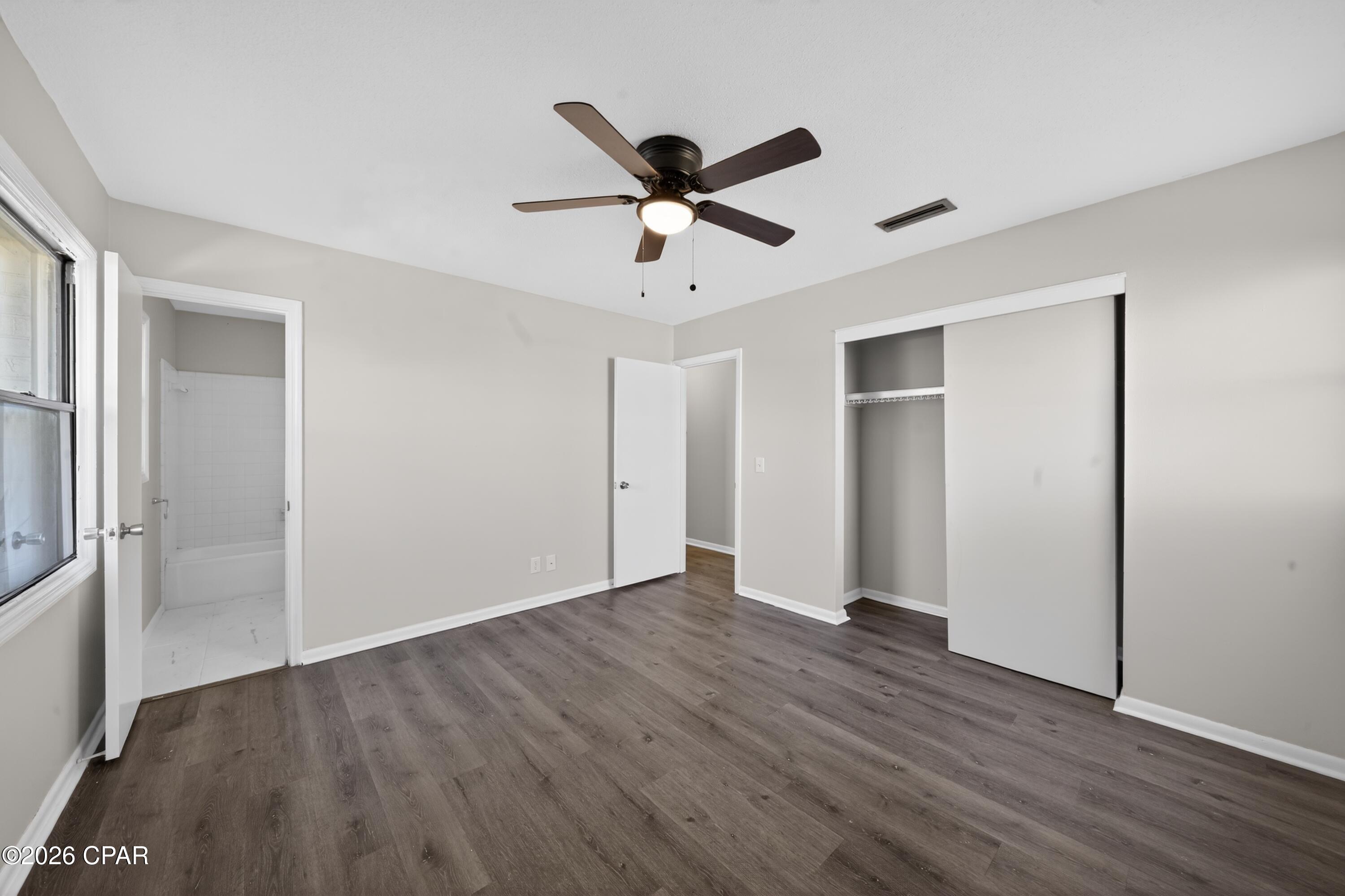 Image 16 For 4121 Leslie Lane