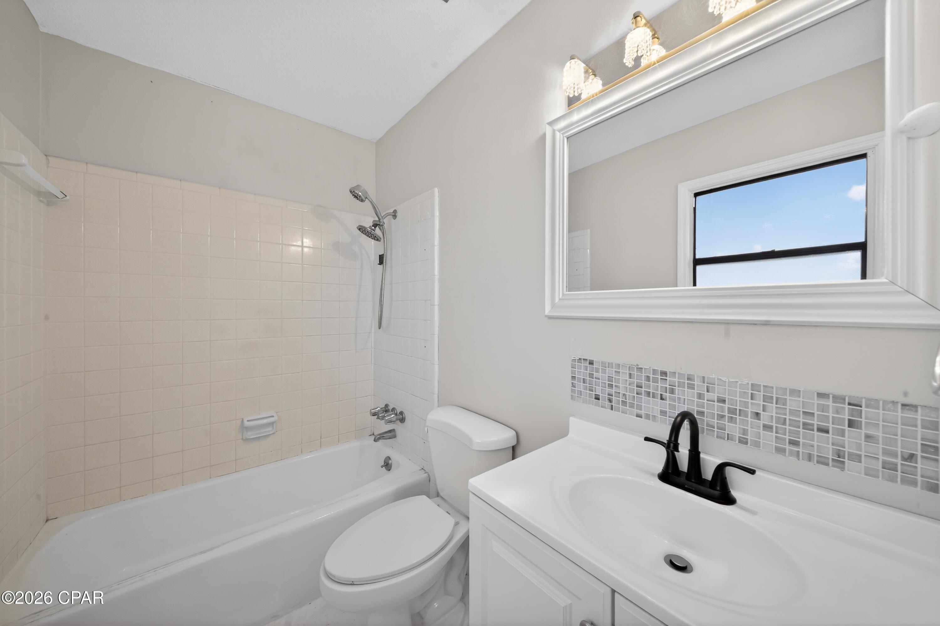 Image 19 For 4121 Leslie Lane