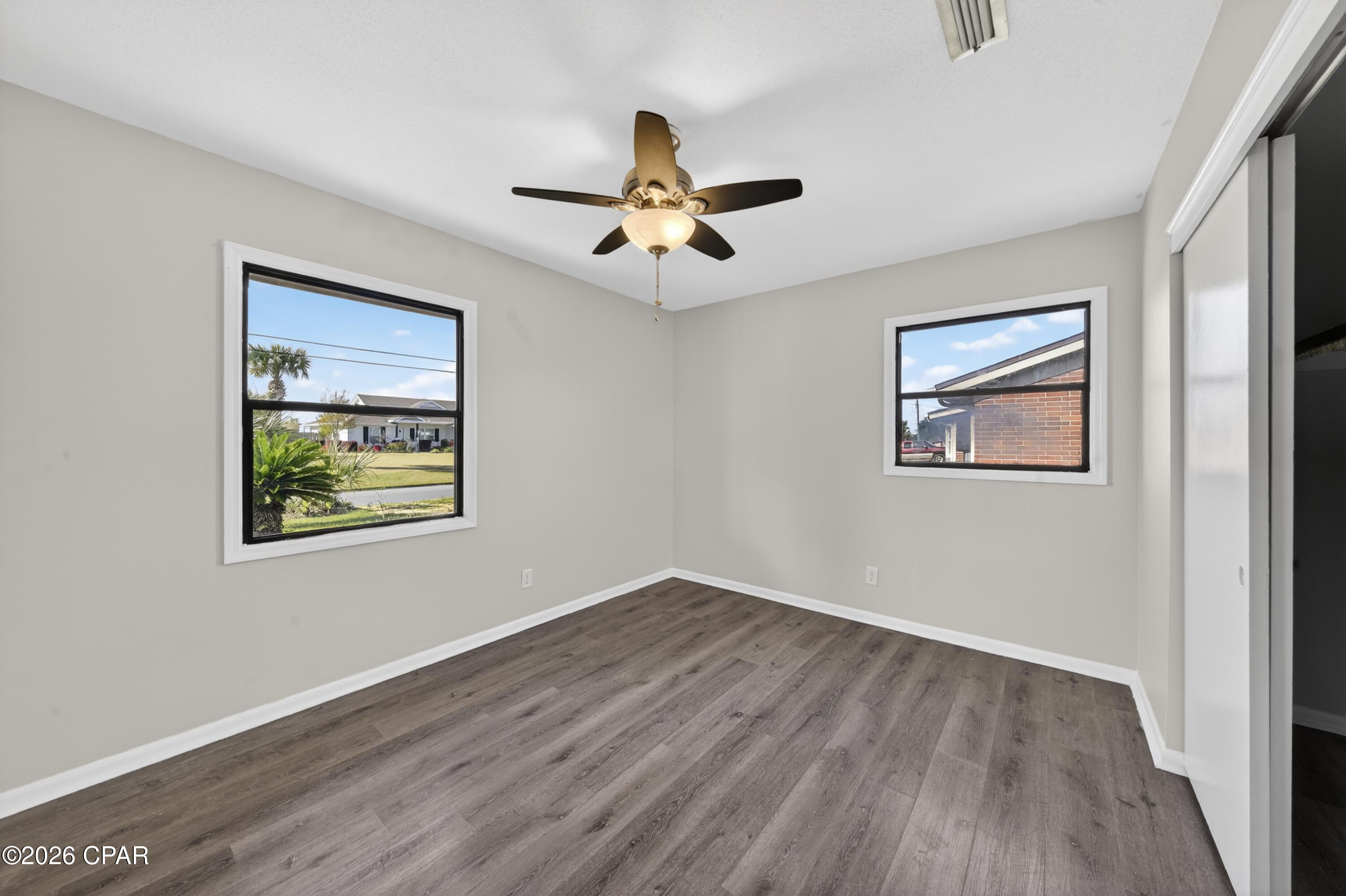 Image 20 For 4121 Leslie Lane