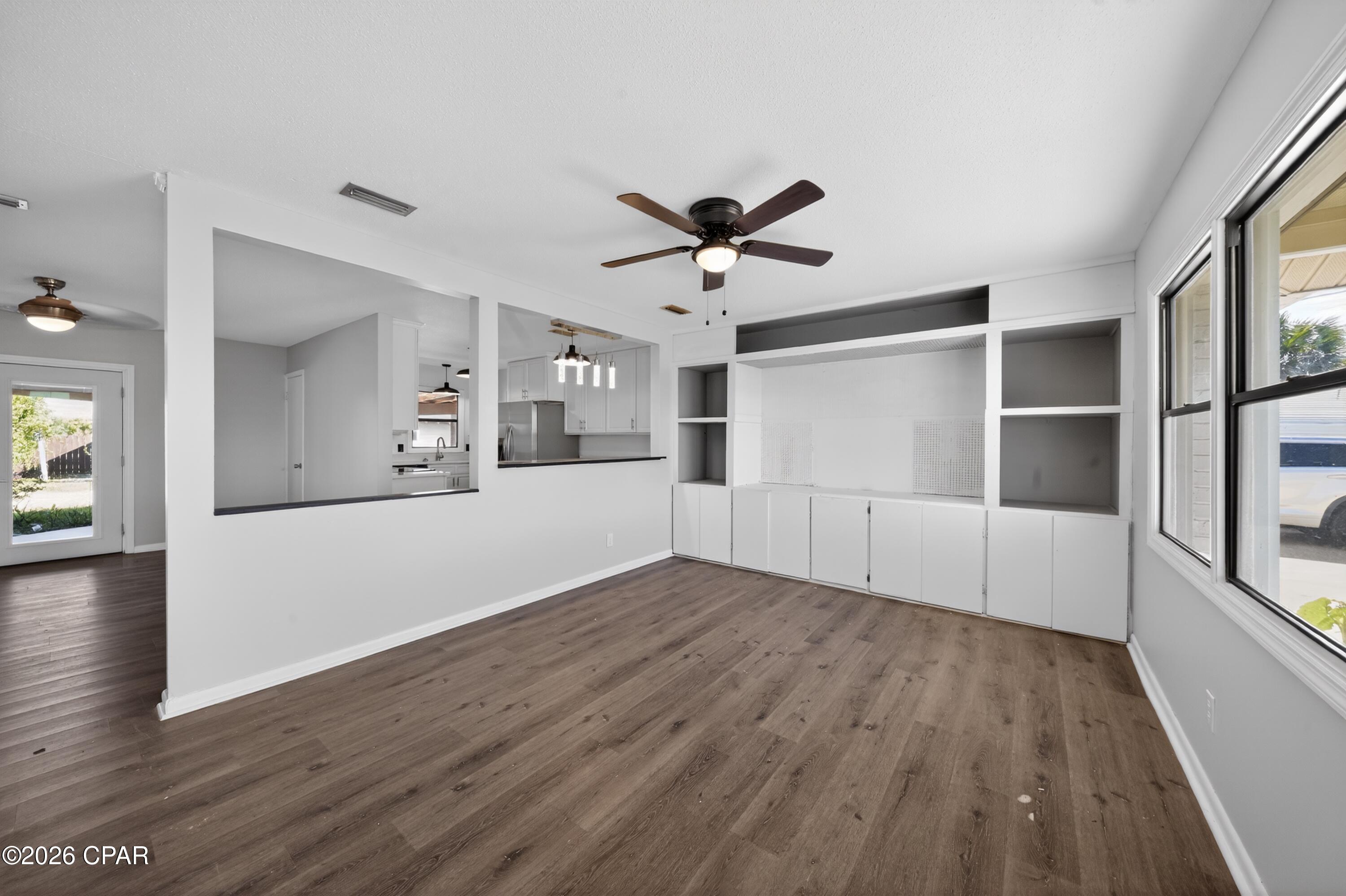 Image 6 For 4121 Leslie Lane