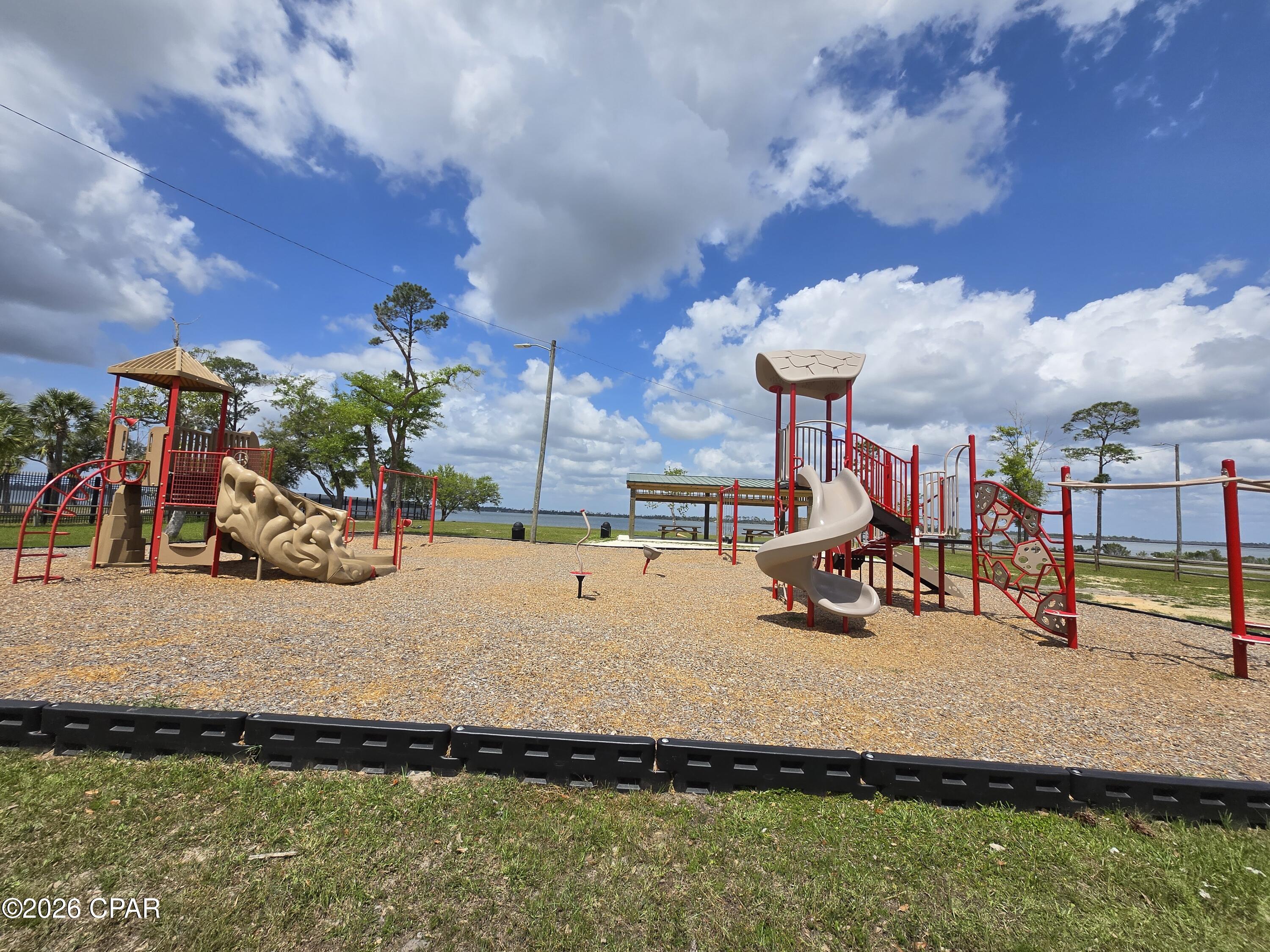 Image 15 For 744 Bay Drive