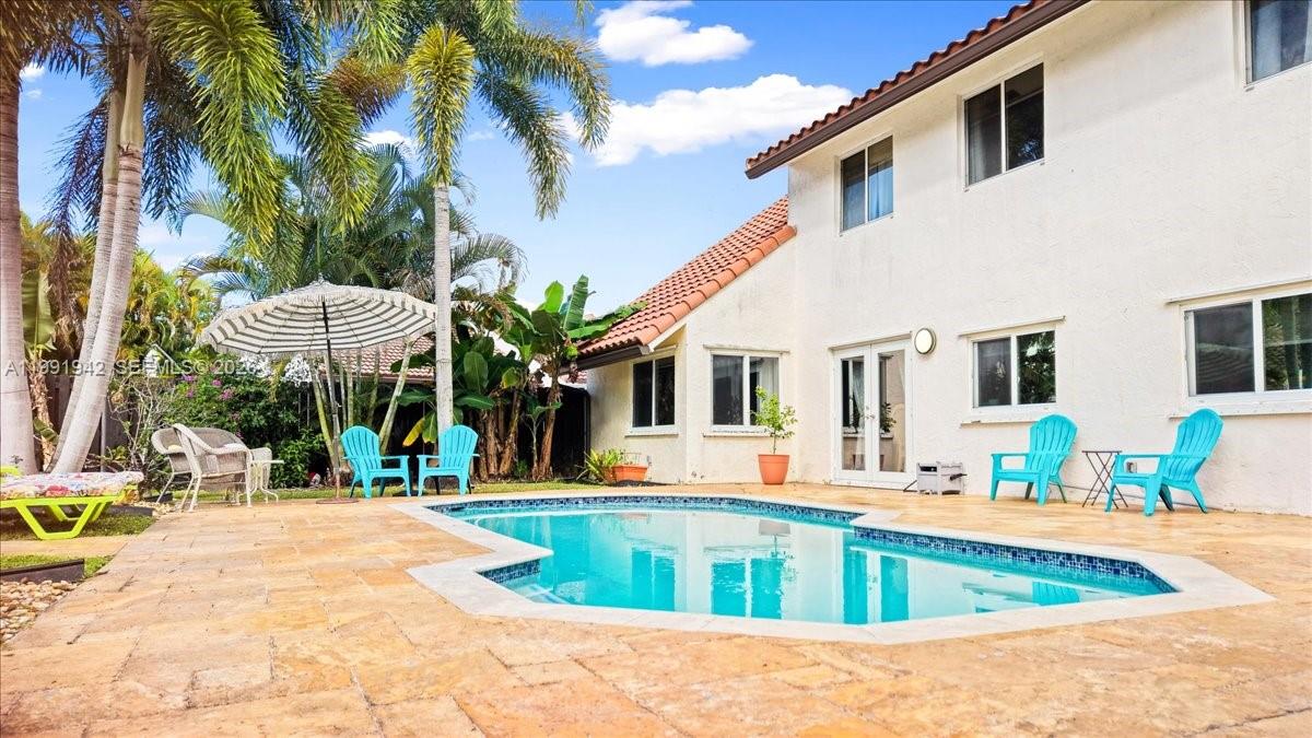 Property photo # 1