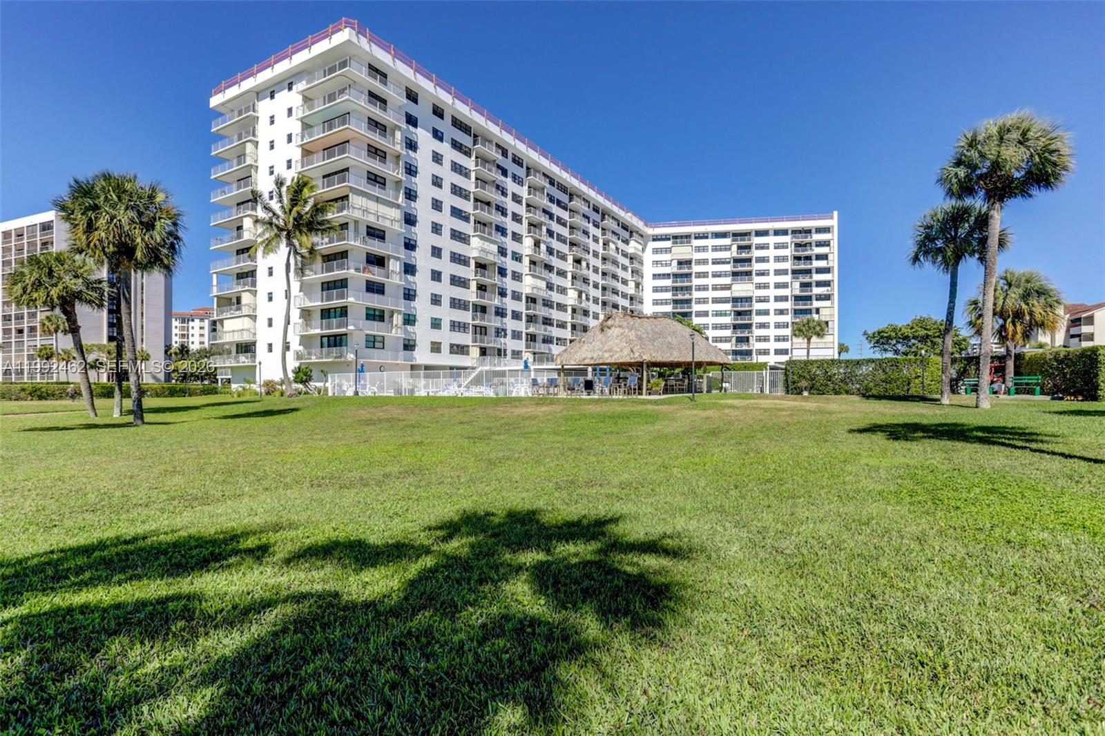 Homes for sale in North Palm Beach, FL | 336 Golfview Rd #311, North Palm Beach, FL 33408 | MLS# A11992462