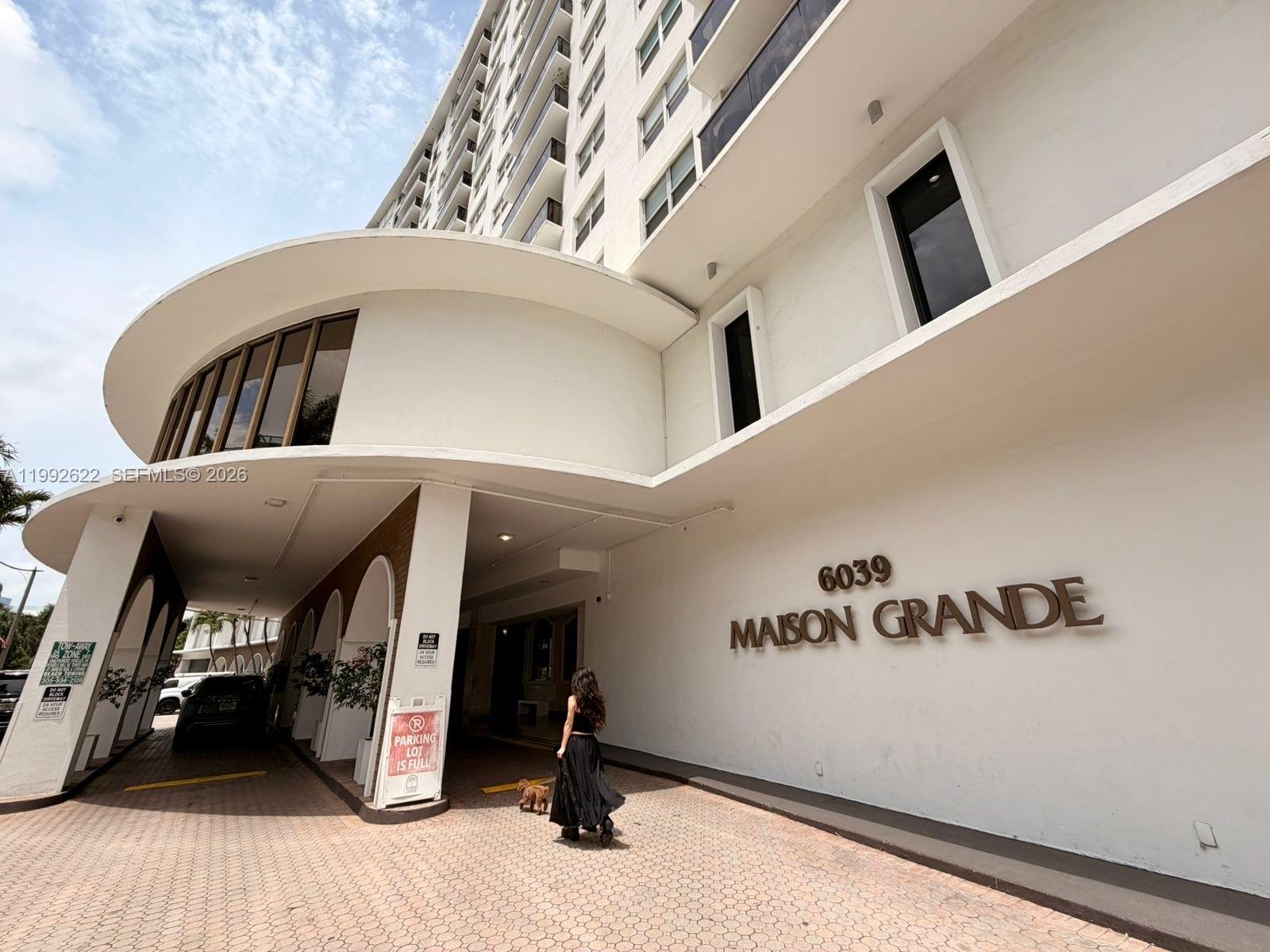 Maison Grande Condo