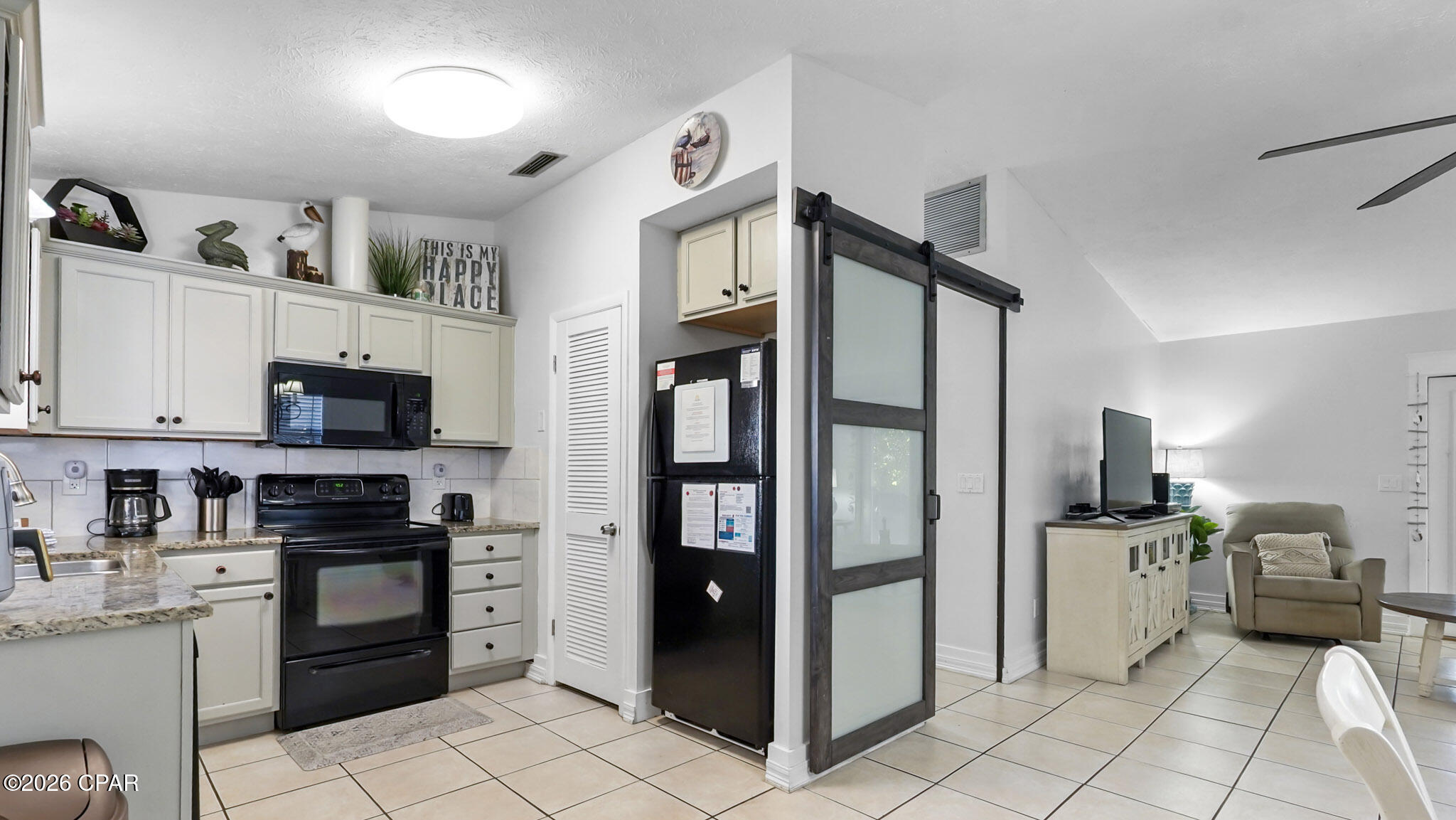 5620 Pinetree Avenue, Panama City Beach, FL 32408 thumbnail, photo 11 of 39