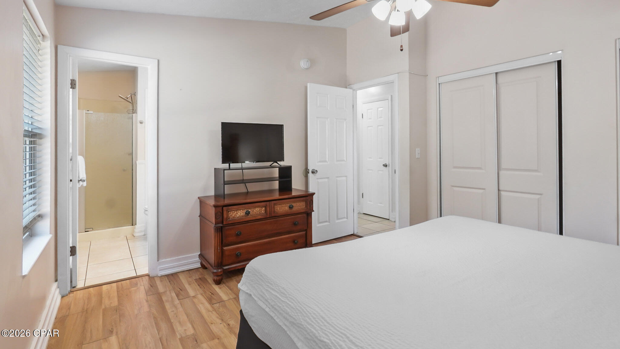 5620 Pinetree Avenue, Panama City Beach, FL 32408 thumbnail, photo 26 of 39