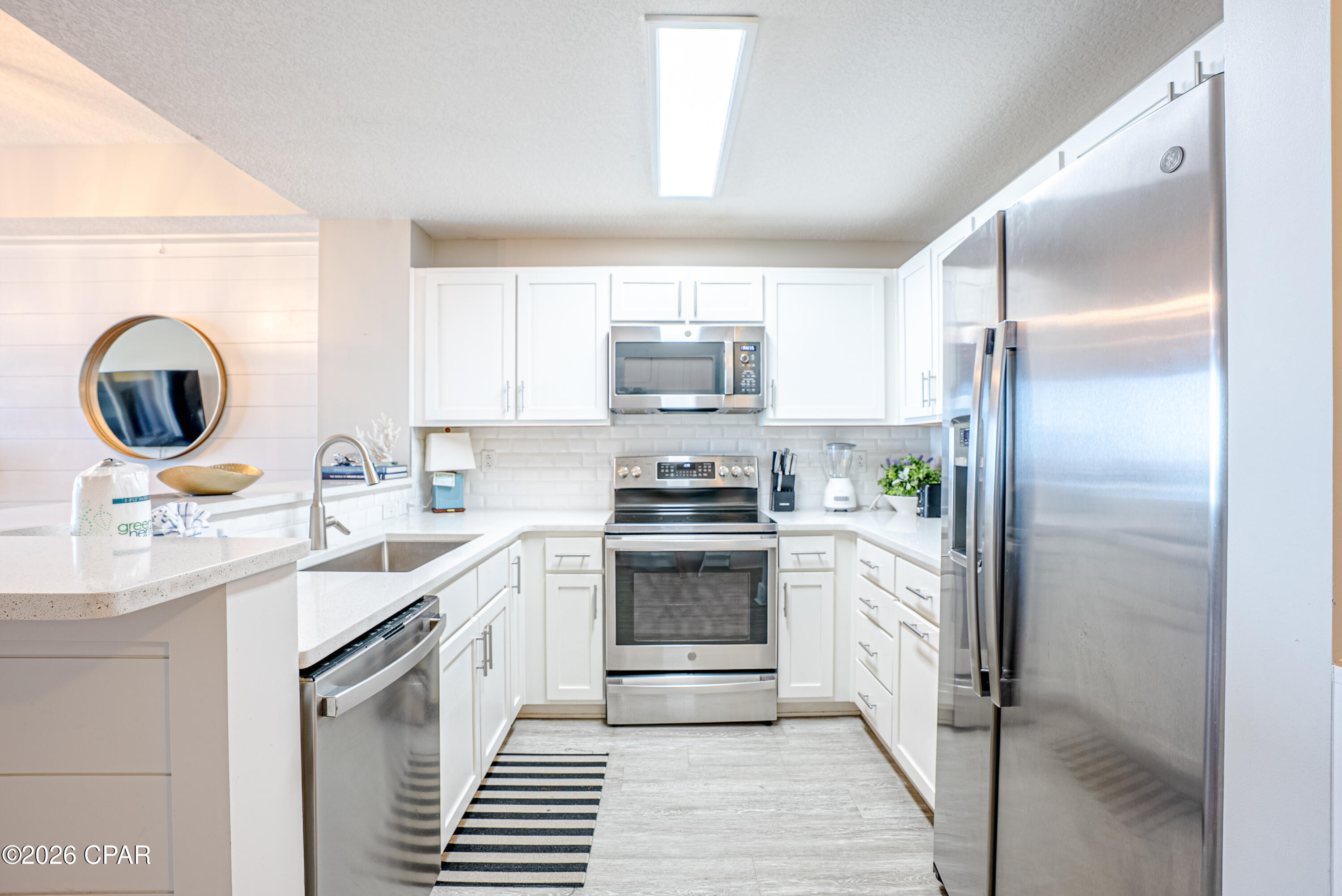 Image 15 For 15928 Front Beach  3-1902