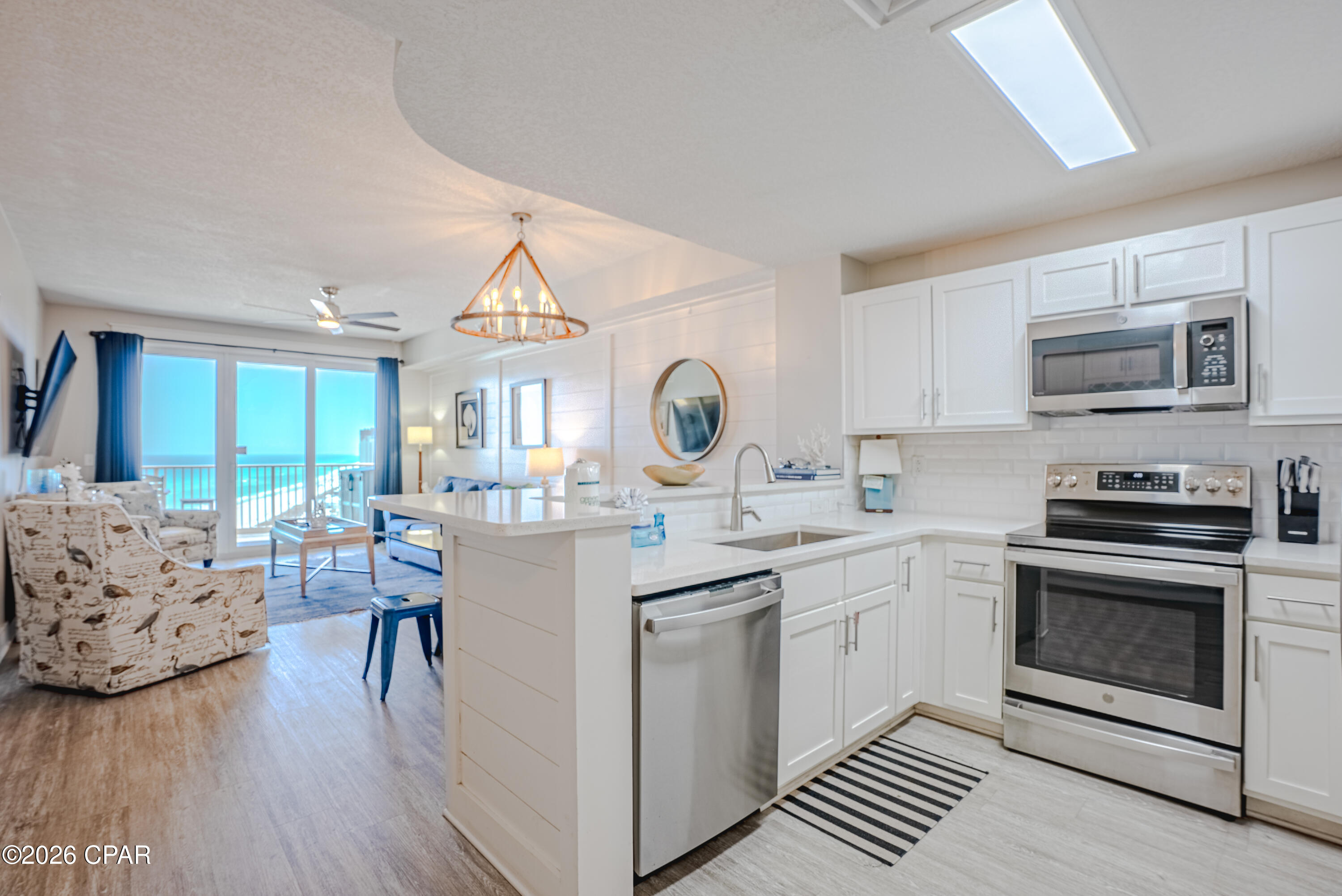 Image 7 For 15928 Front Beach  3-1902