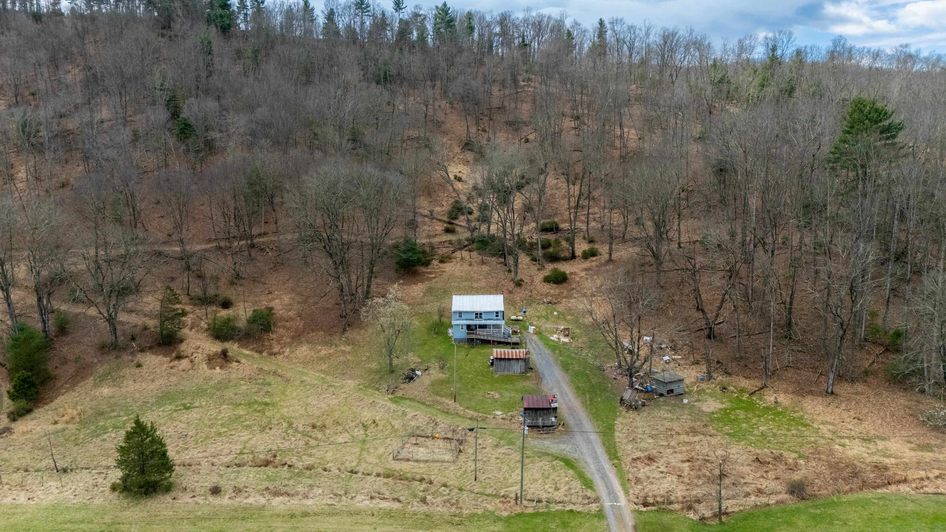 1851 CULLERS RUN RD exterior