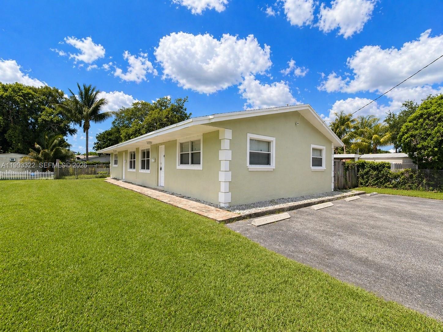 Homes for sale in Hollywood, FL | 5644 Pierce St, Hollywood, FL 33021 | MLS# A11993322