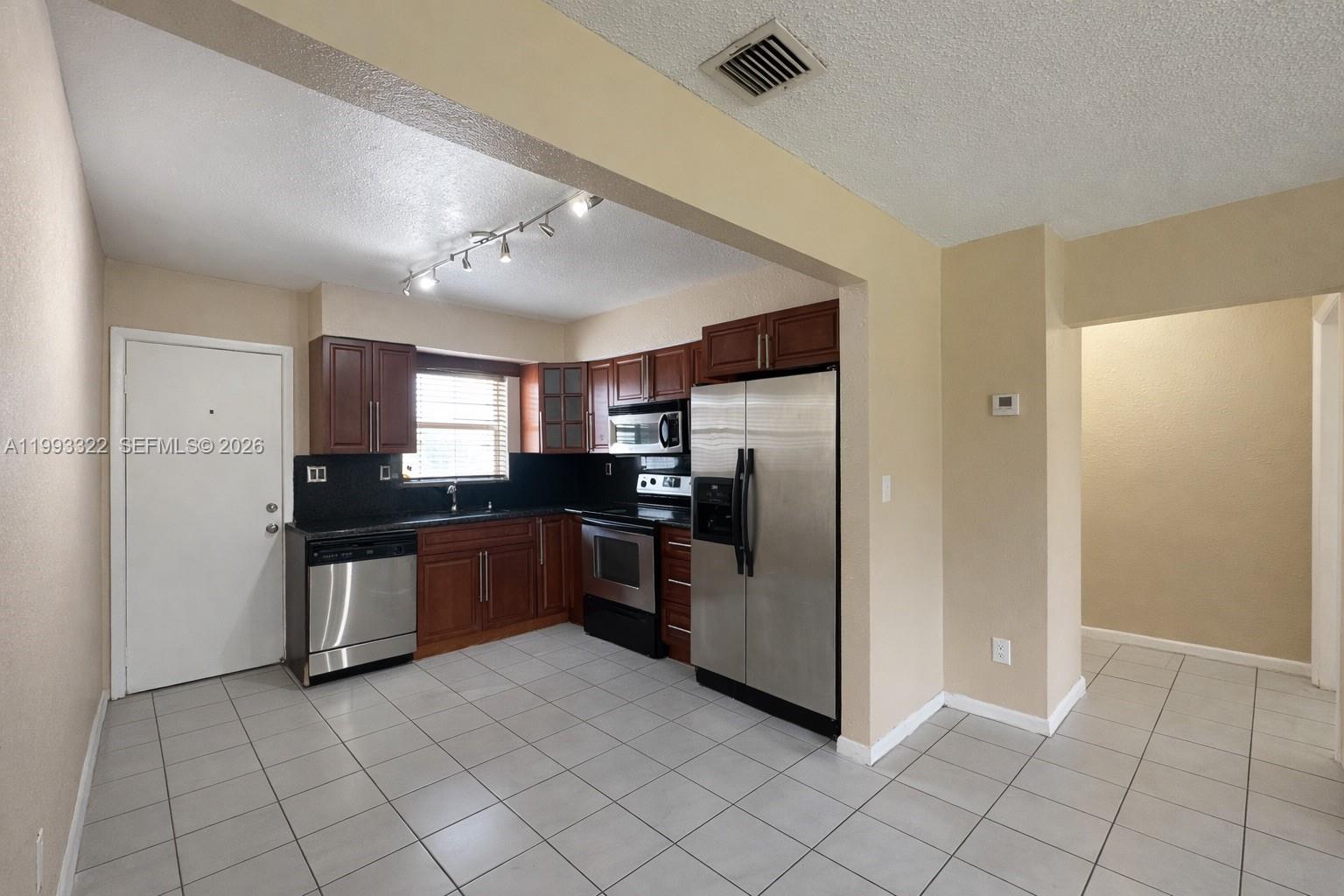 Homes for sale in Hollywood, FL | 5644 Pierce St, Hollywood, FL 33021 | MLS# A11993322