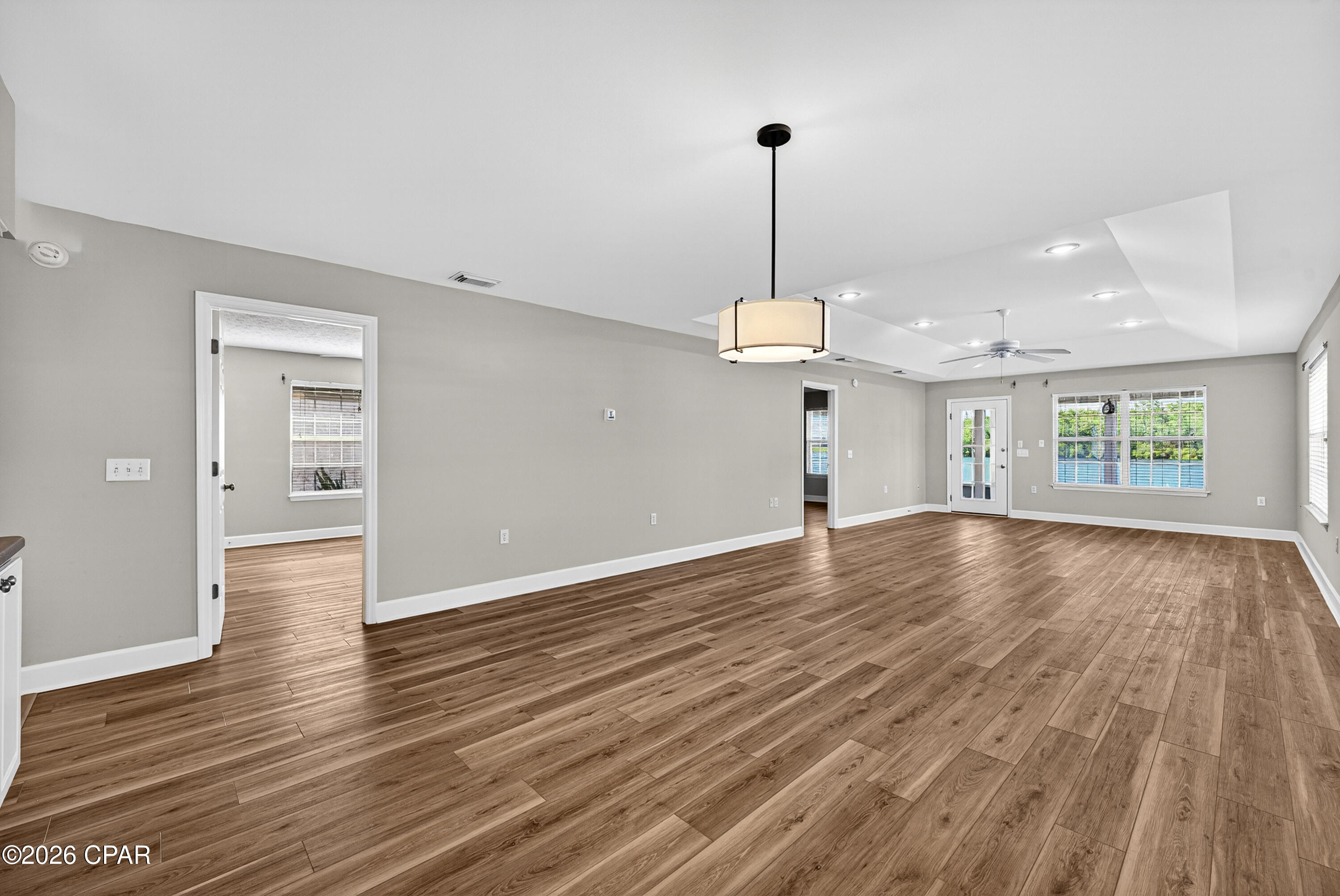 Image 9 For 114 Lakeridge Drive