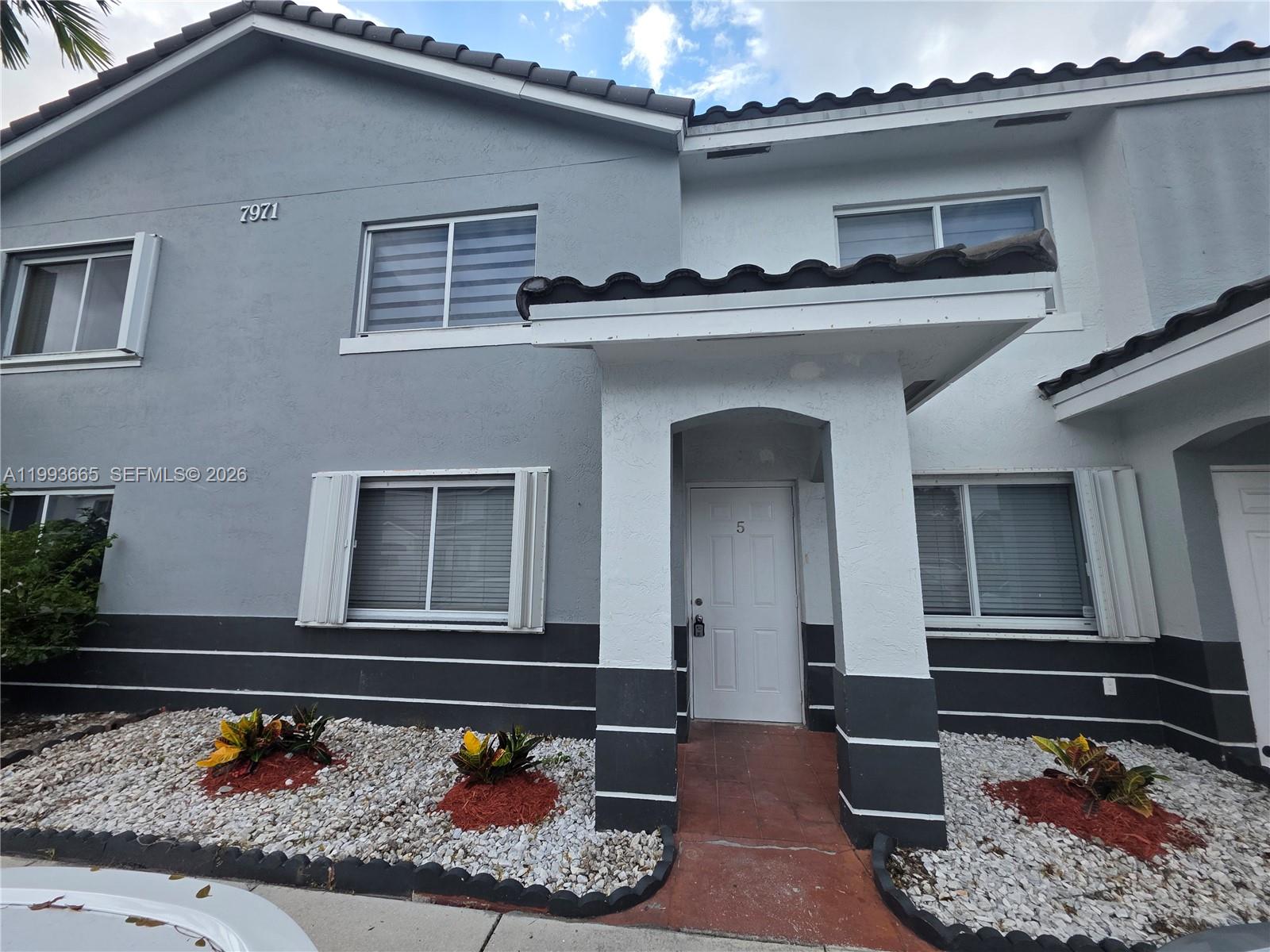 Images Of Kendall Condo