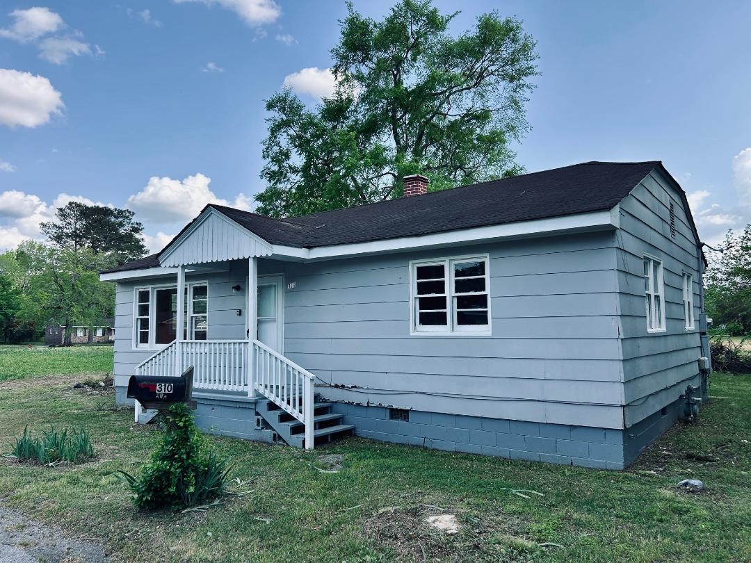 310 James Ct.